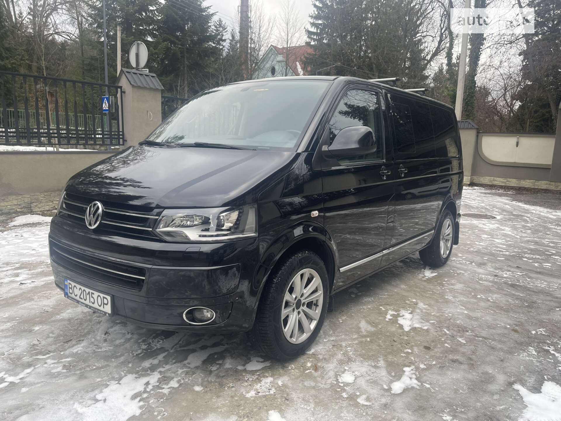 VOLKSWAGEN MULTIVAN 2014