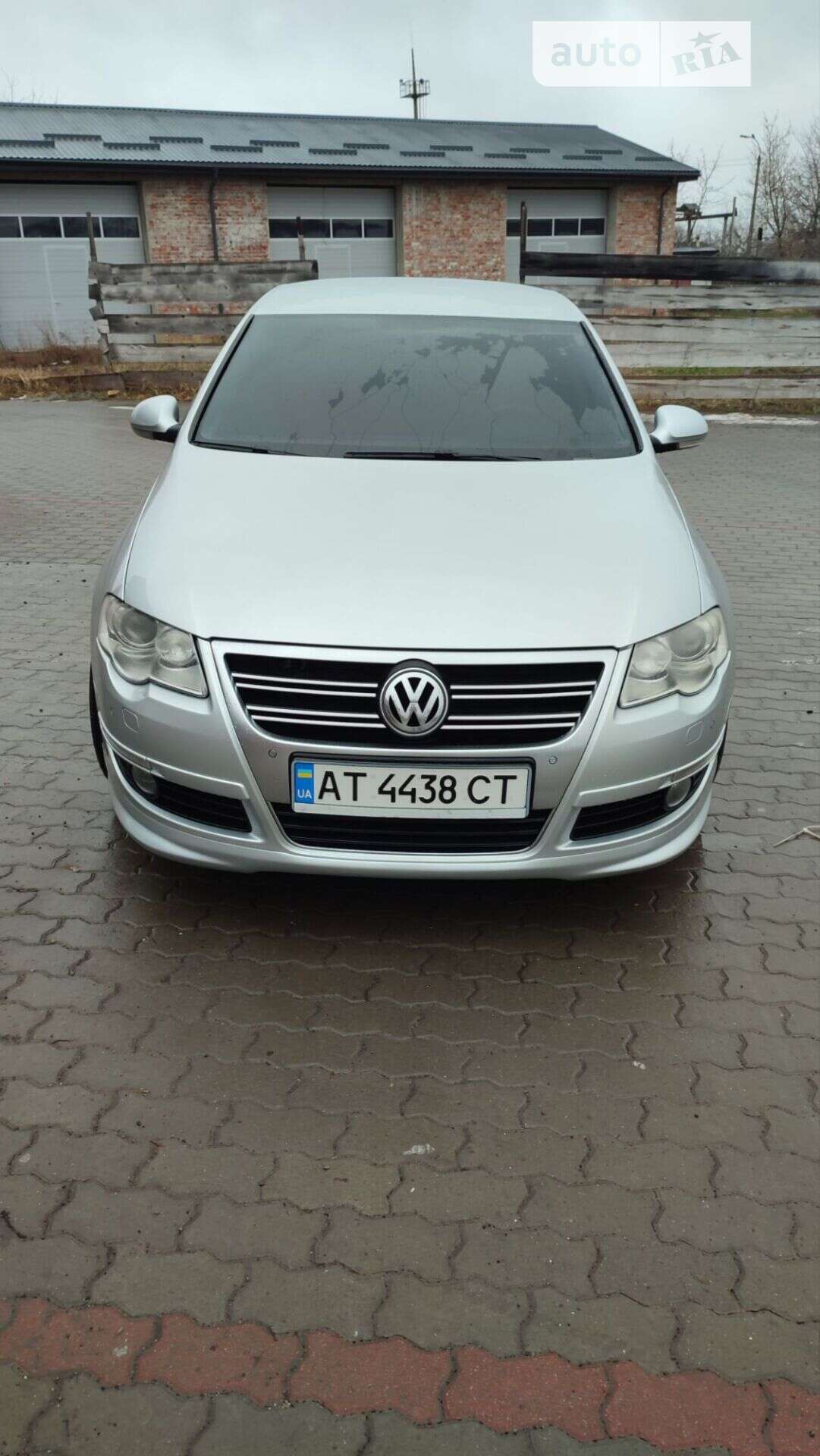 VOLKSWAGEN PASSAT 2010