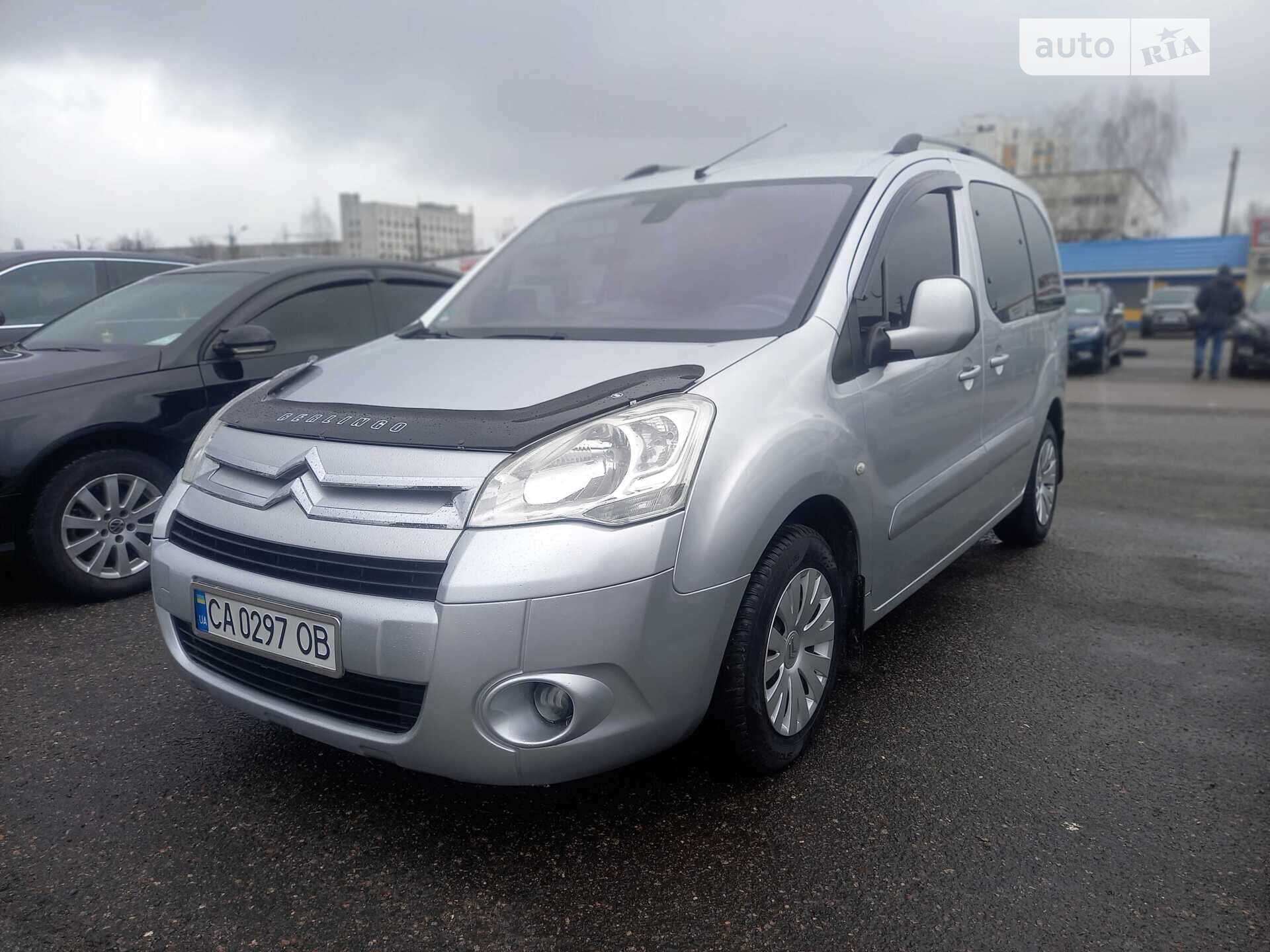 Головне фото звіту автомобіля CITROEN BERLINGO 2009
