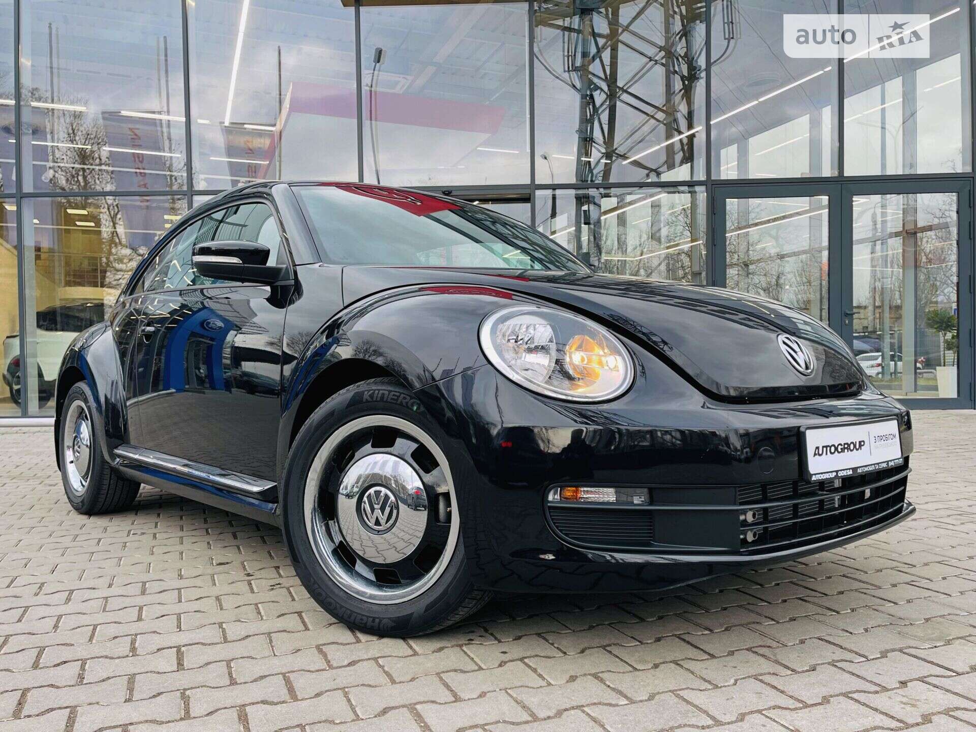 VOLKSWAGEN BEETLE 2015