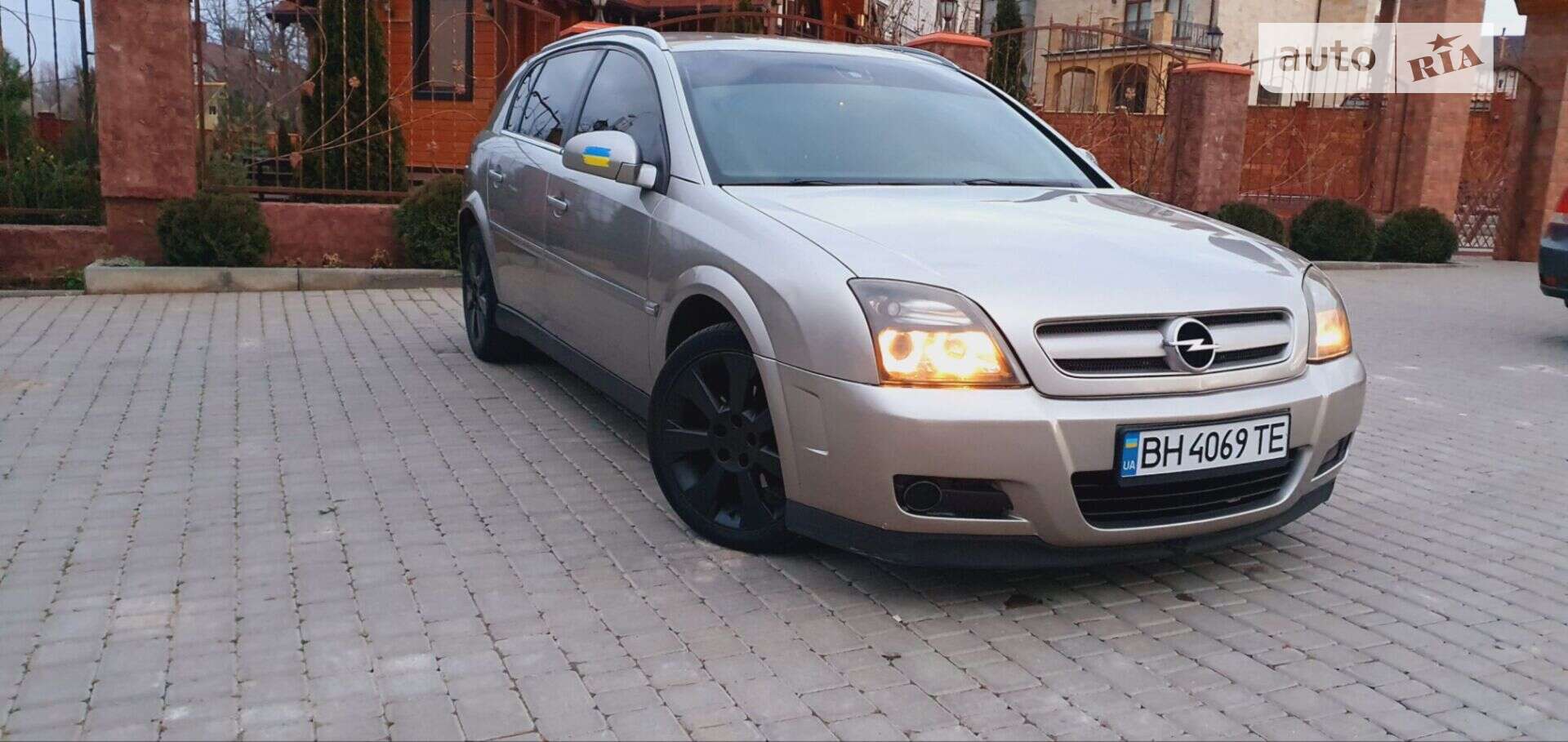 OPEL SIGNUM 2003