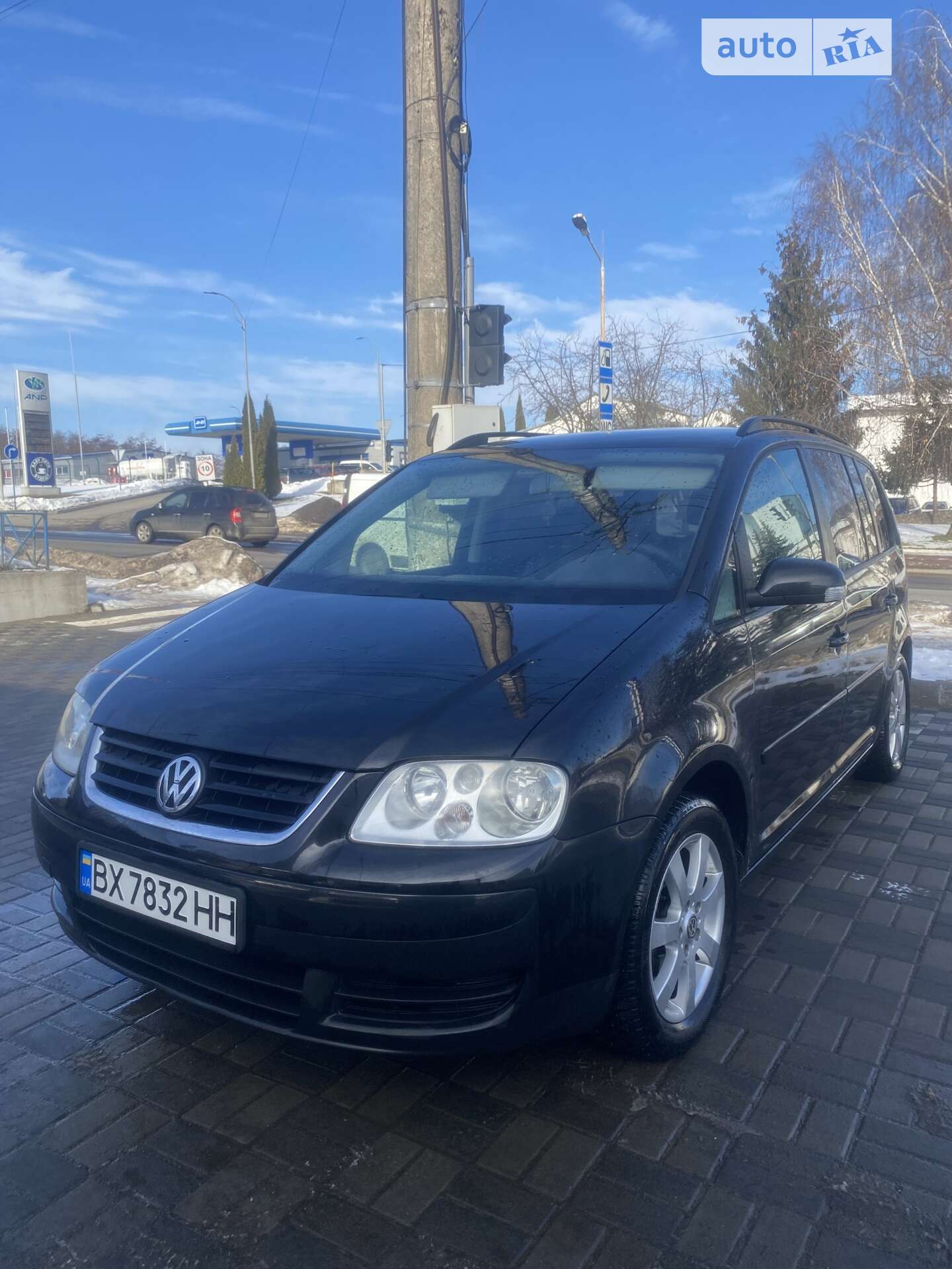 VOLKSWAGEN TOURAN 2005