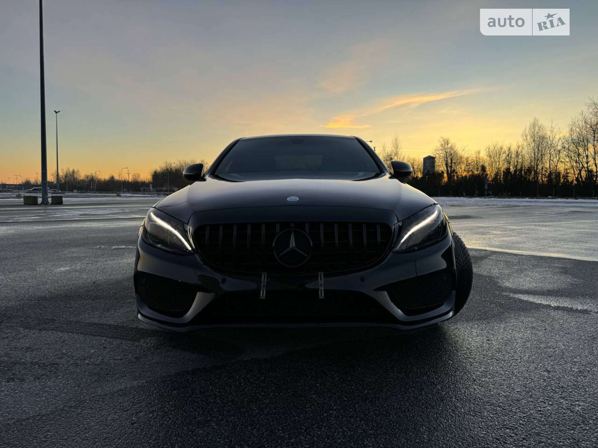 MERCEDES-BENZ C 200 2016
