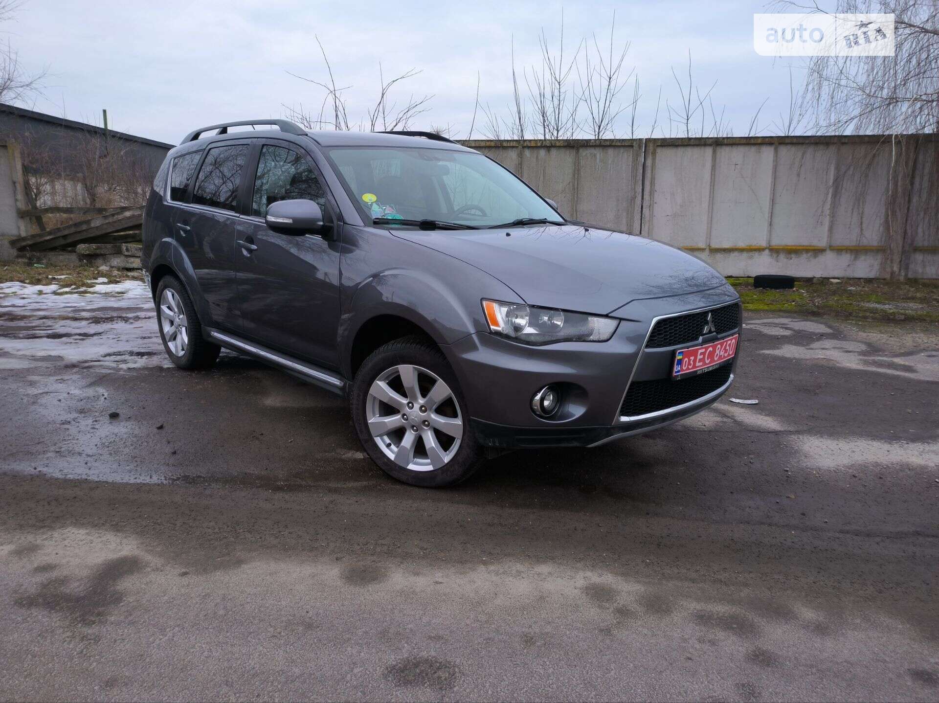 Головне фото звіту автомобіля MITSUBISHI OUTLANDER 2012