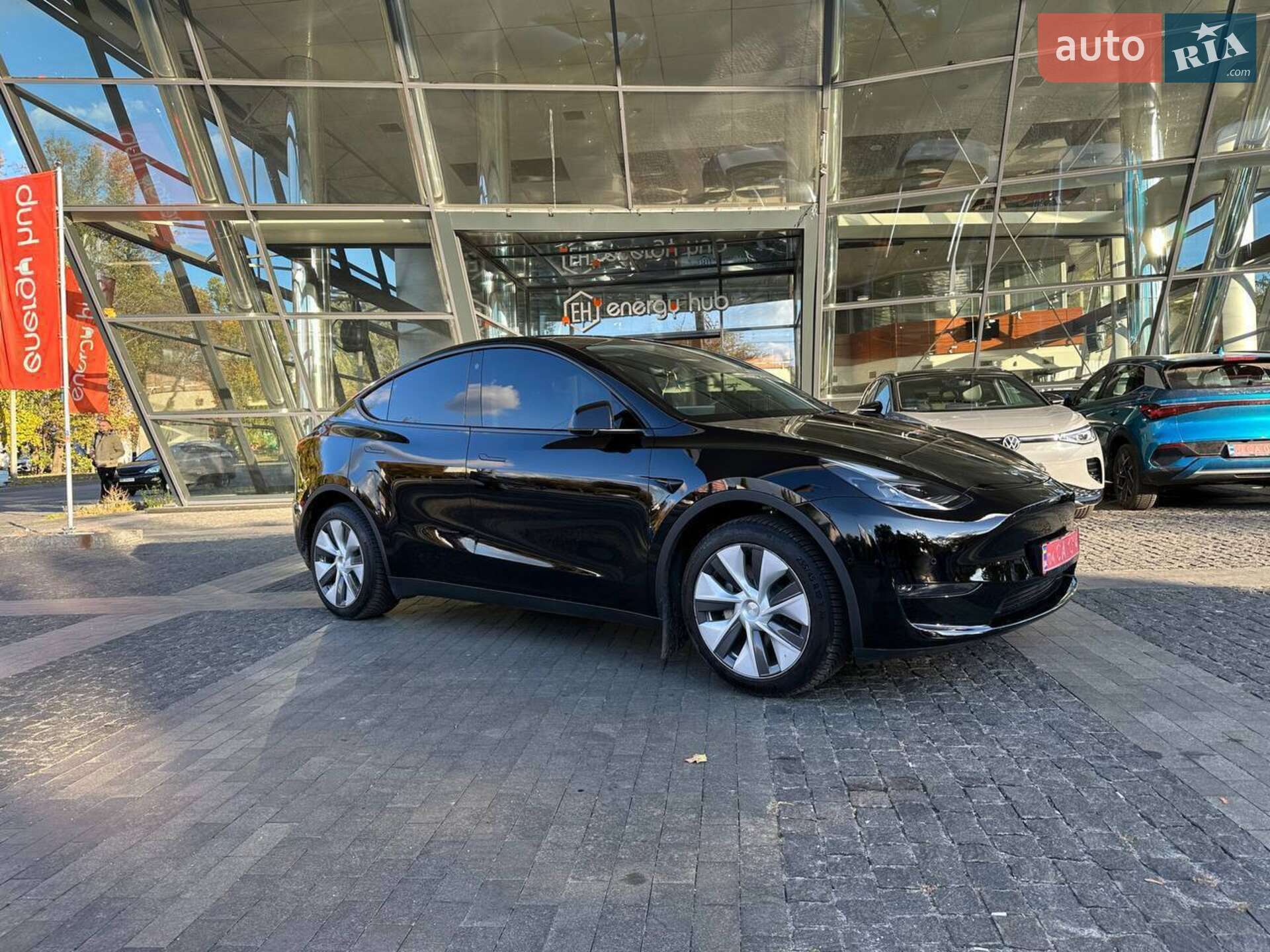 Головне фото звіту автомобіля TESLA MODEL Y 2022