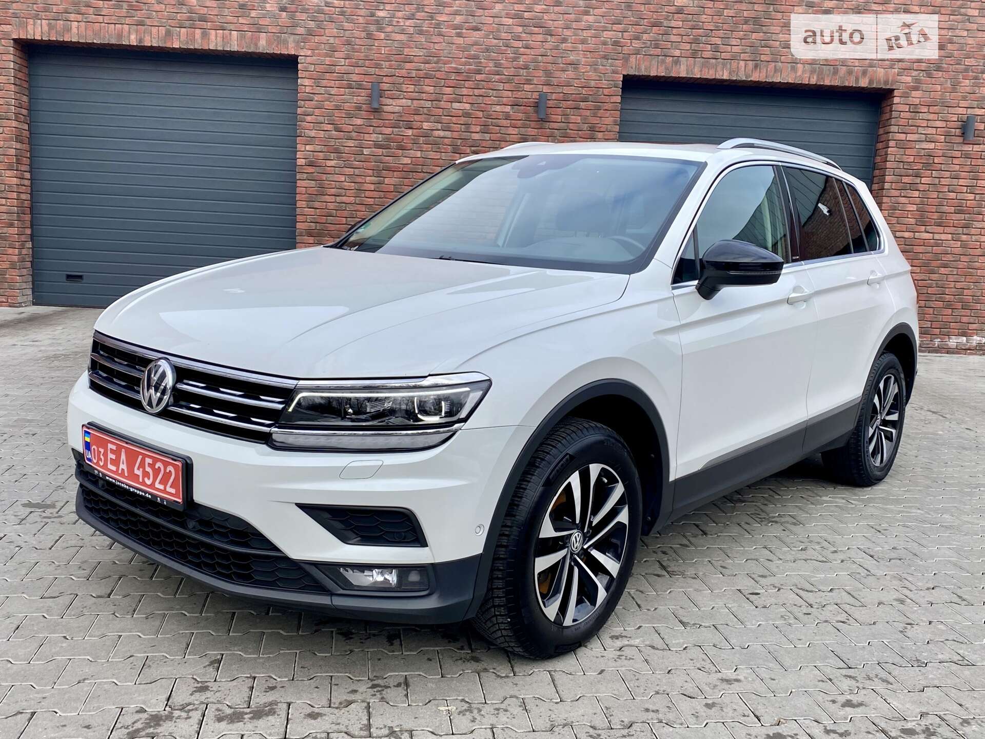 VOLKSWAGEN TIGUAN 2019