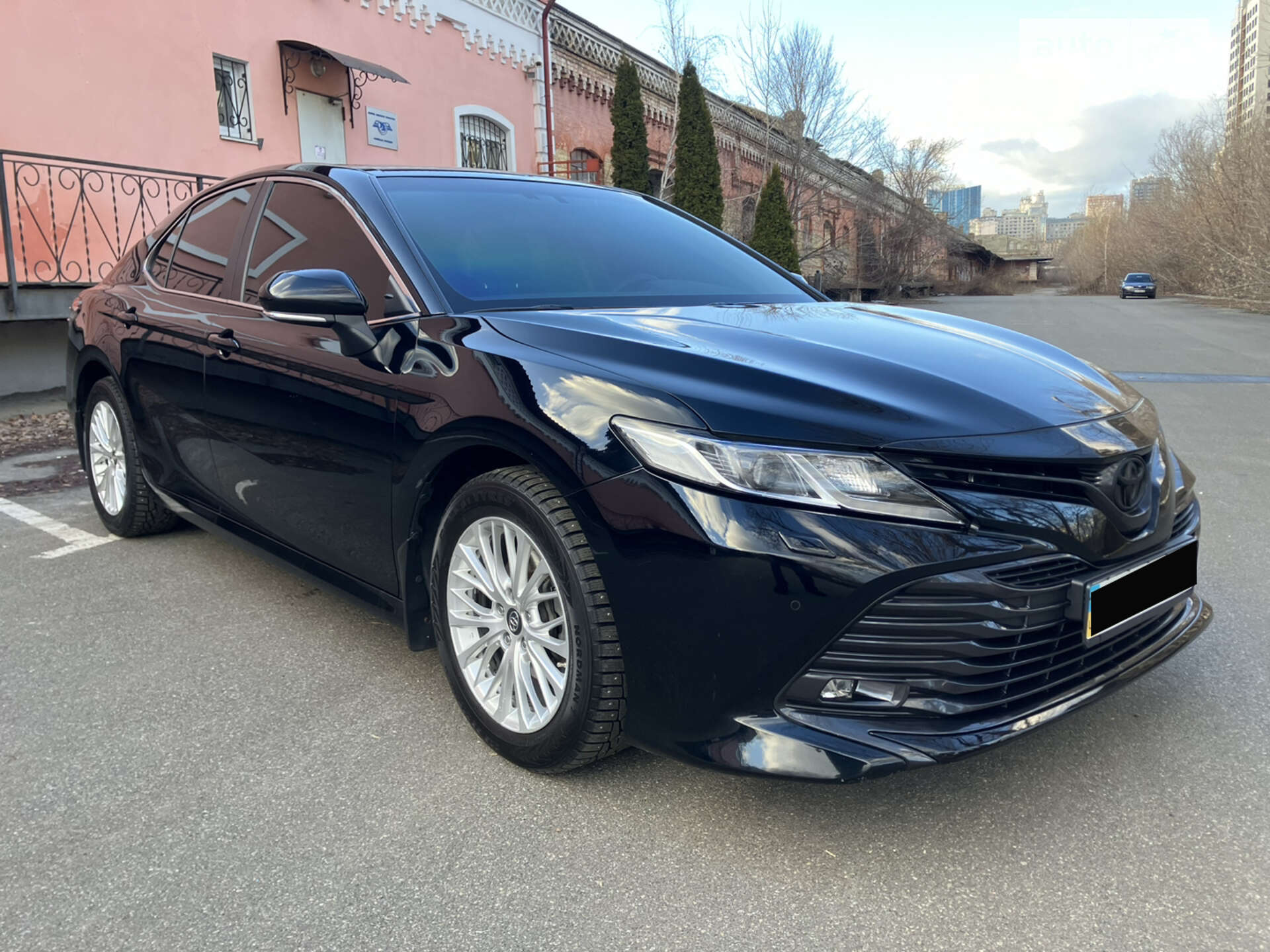 TOYOTA CAMRY