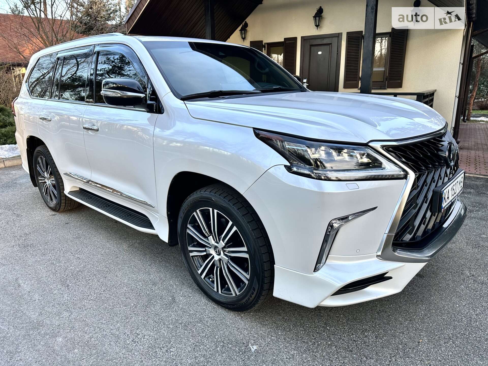 LEXUS LX 570 2017