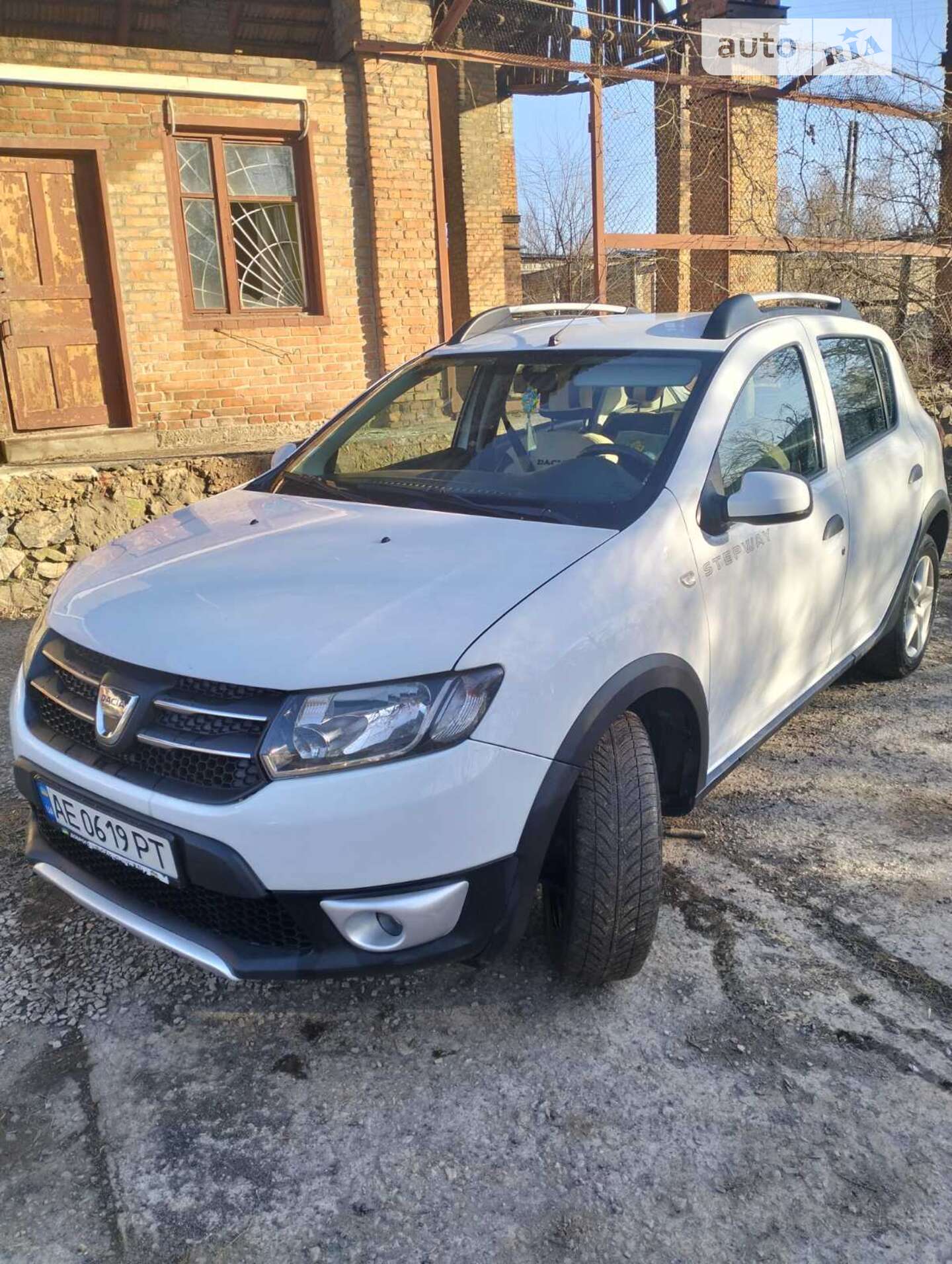 DACIA SANDERO 2016