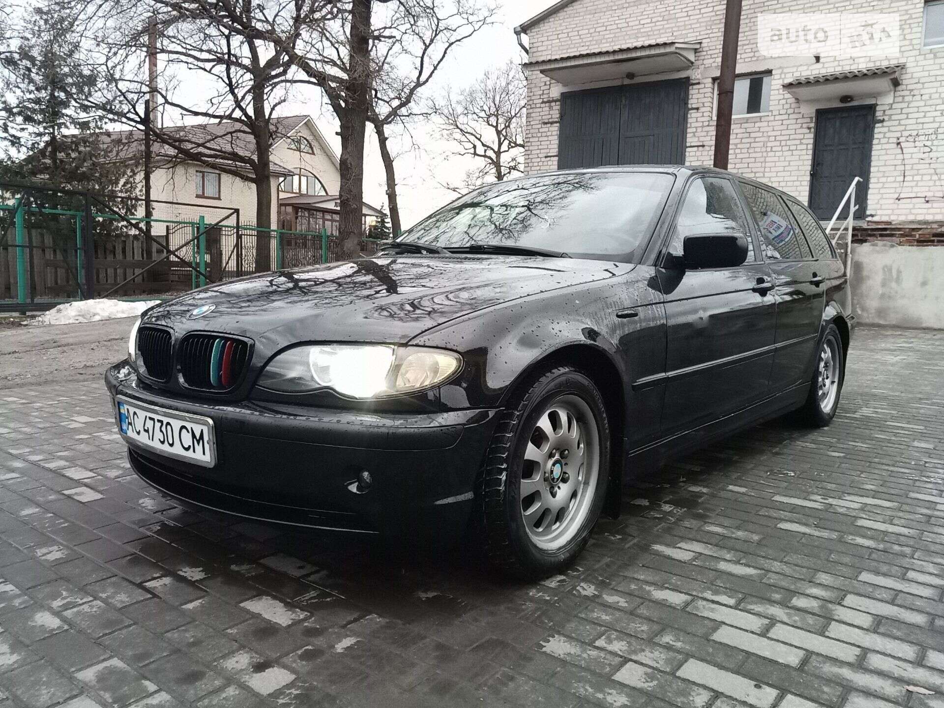 Головне фото звіту автомобіля BMW 320 2002