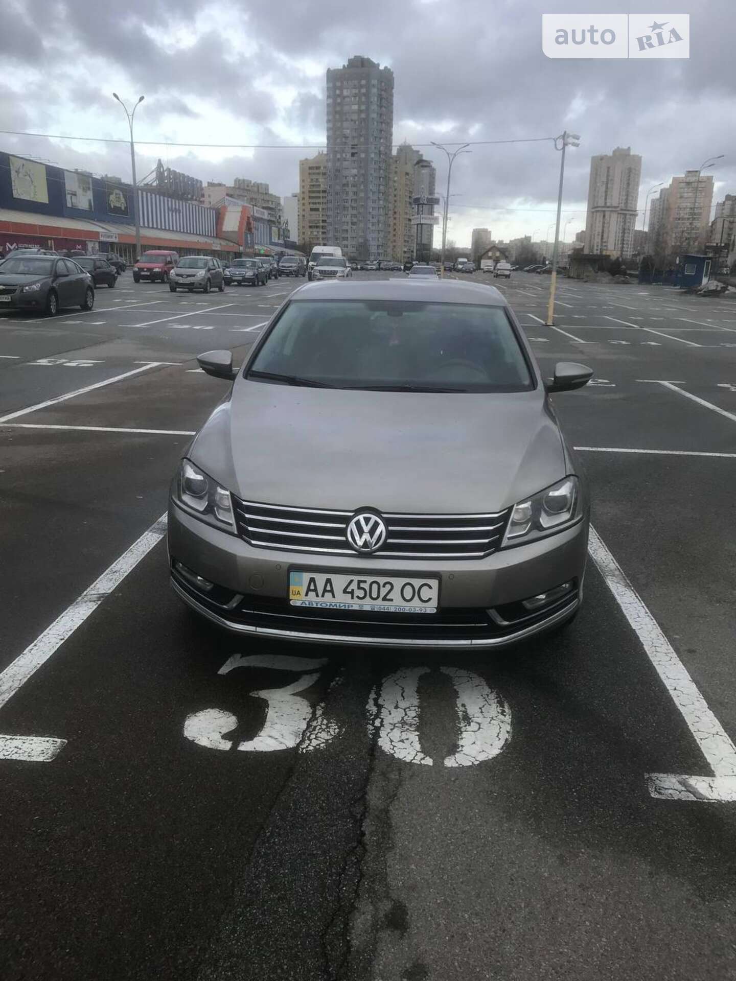VOLKSWAGEN PASSAT 2013