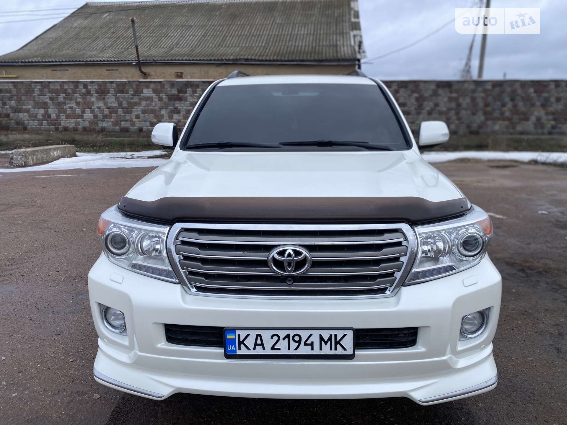 TOYOTA LAND CRUISER 200