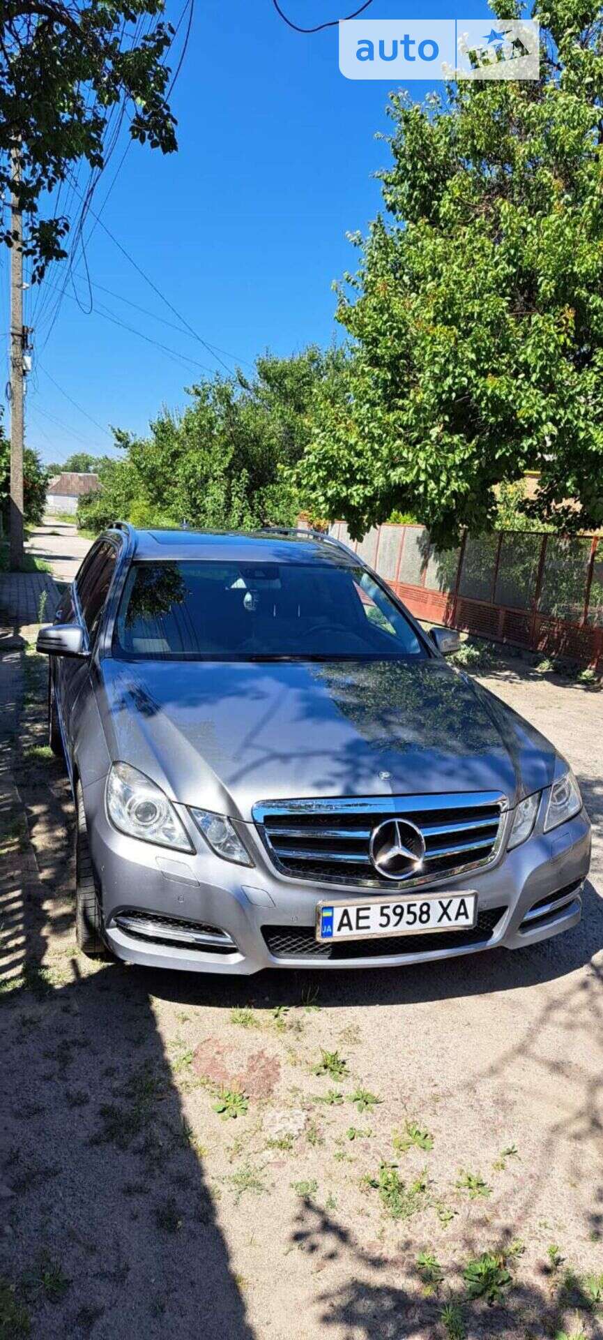 MERCEDES-BENZ E 250 D 2012