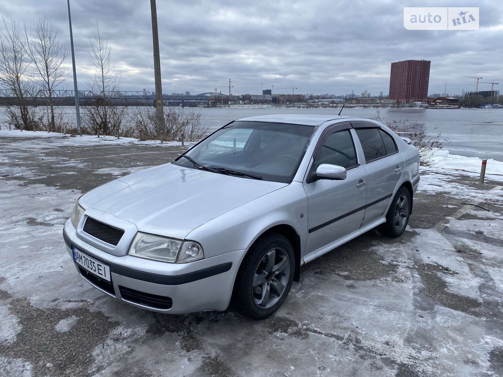 SKODA OCTAVIA 2000