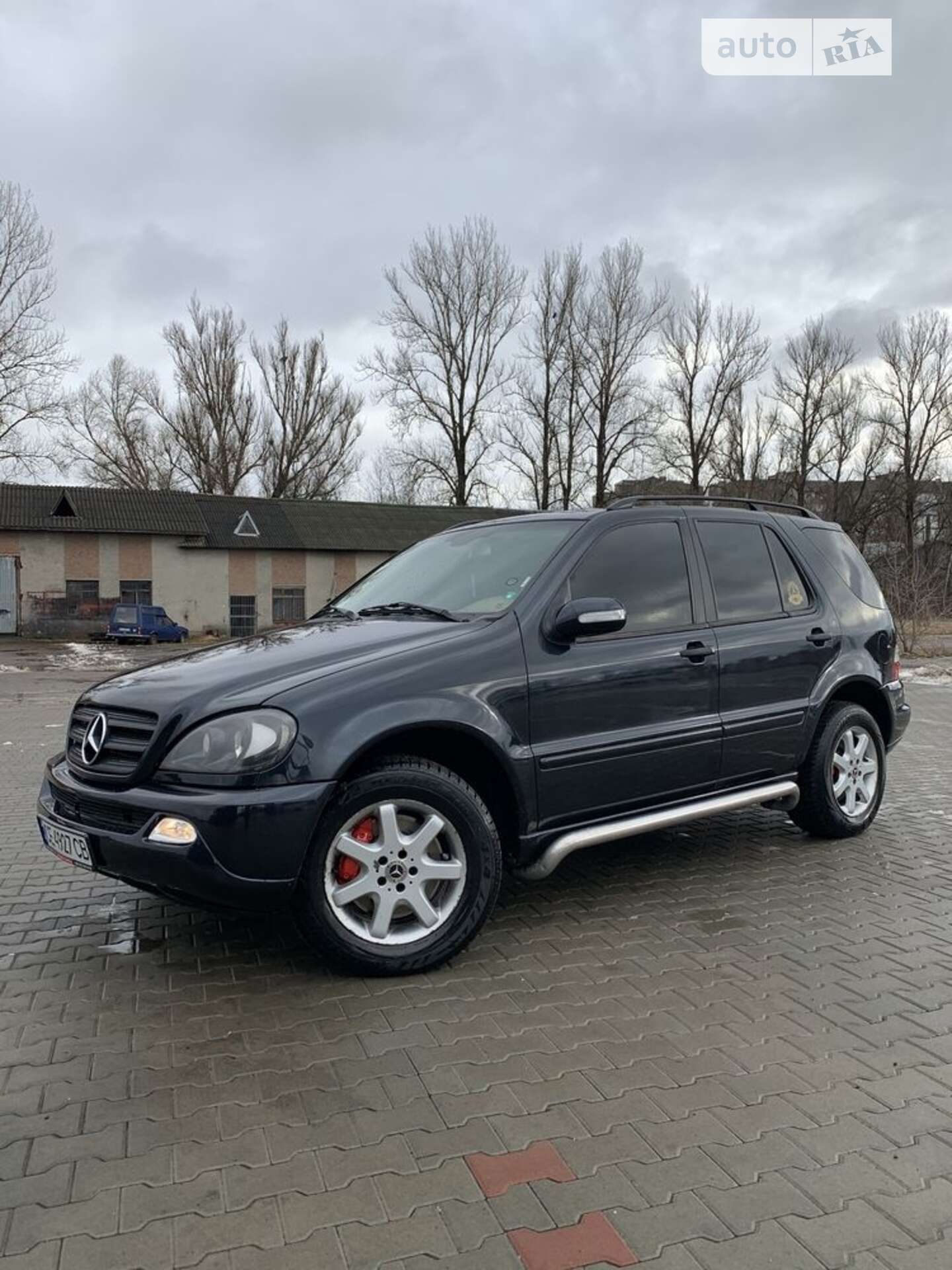 Mercedes-Benz M-Class 2001