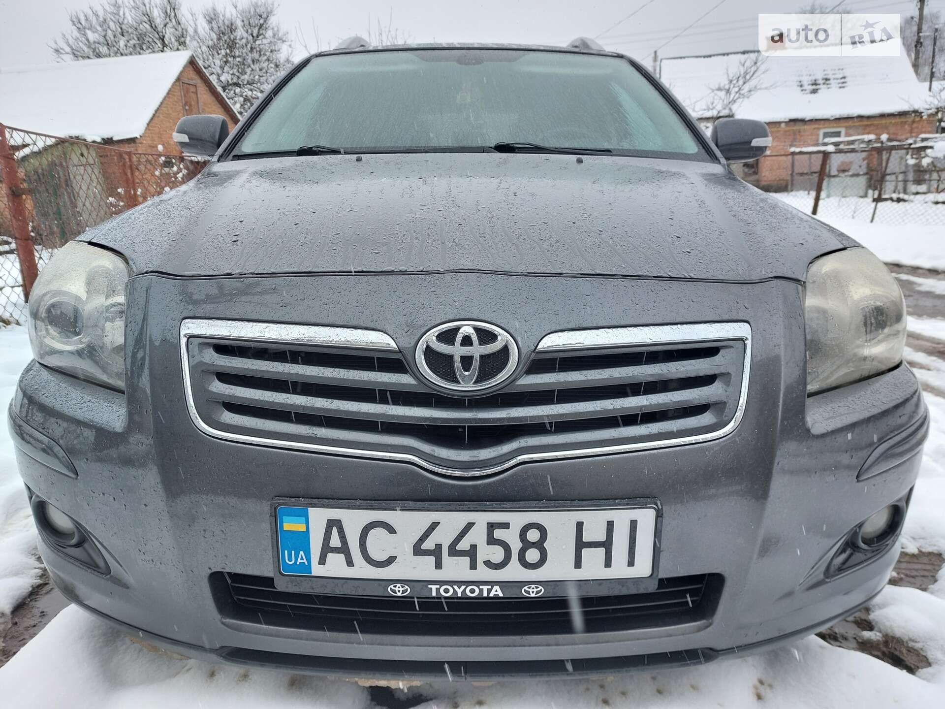 Головне фото звіту автомобіля TOYOTA AVENSIS 2006