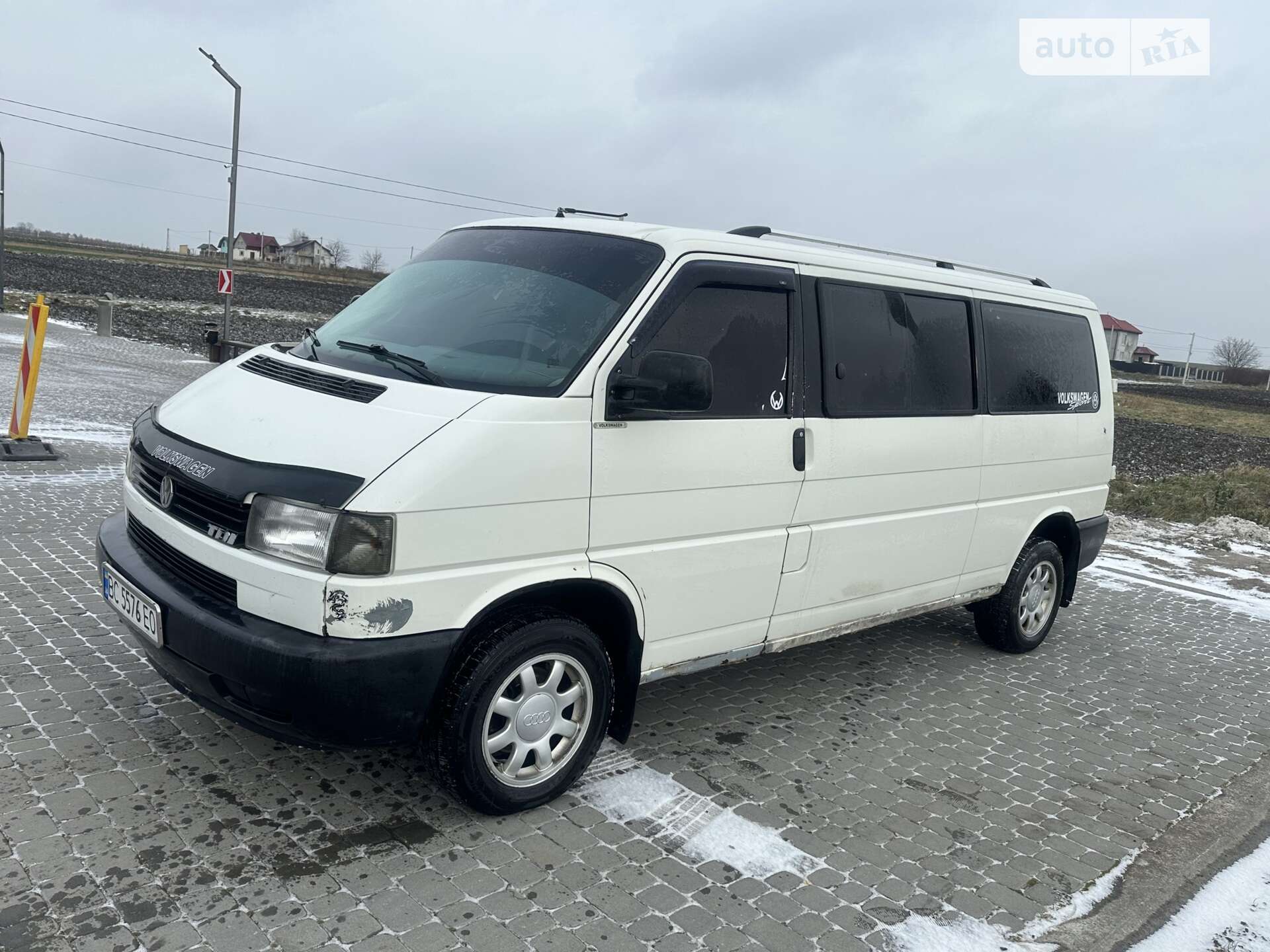VOLKSWAGEN TRANSPORTER 1999