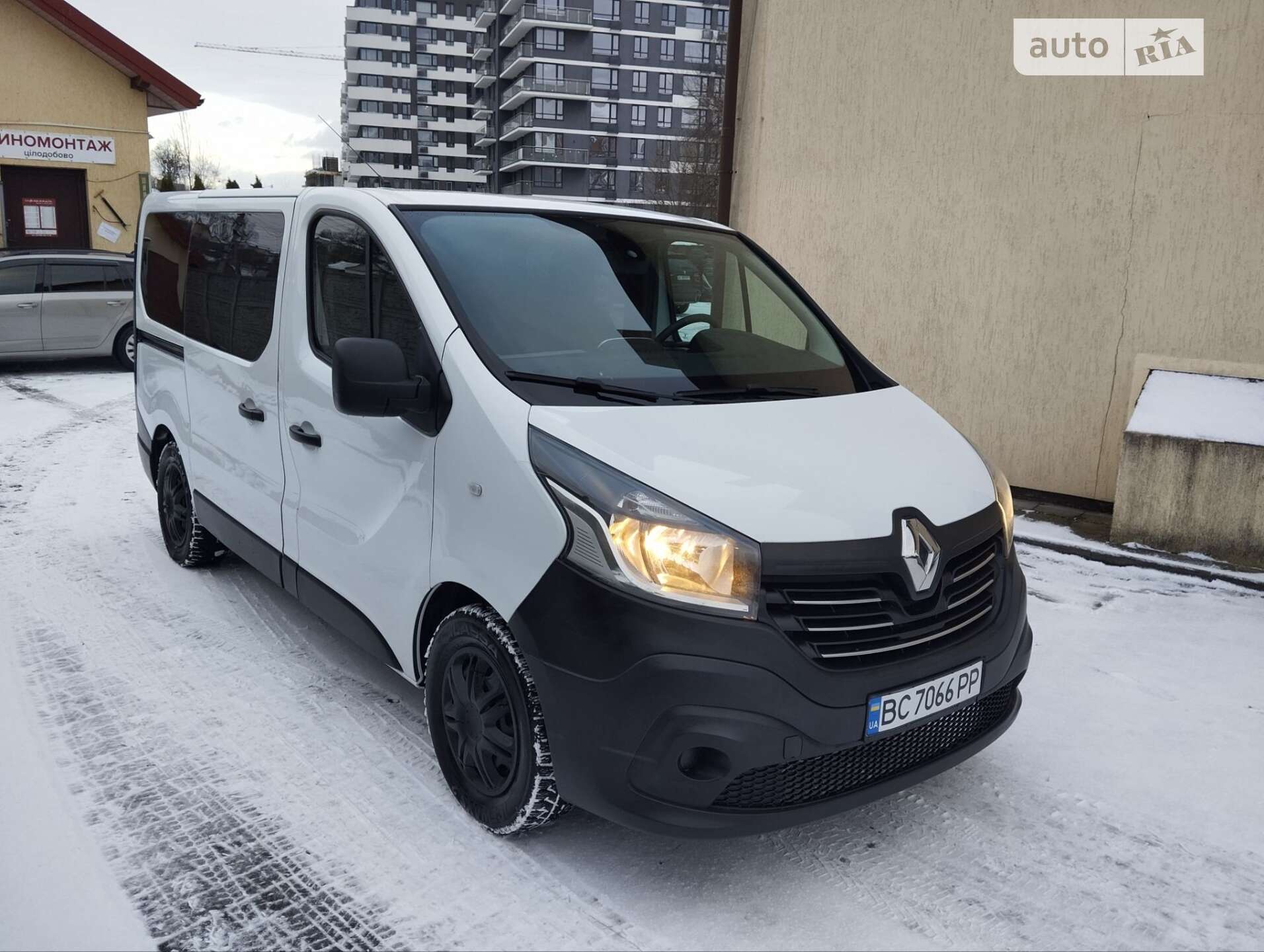 RENAULT TRAFIC 2014