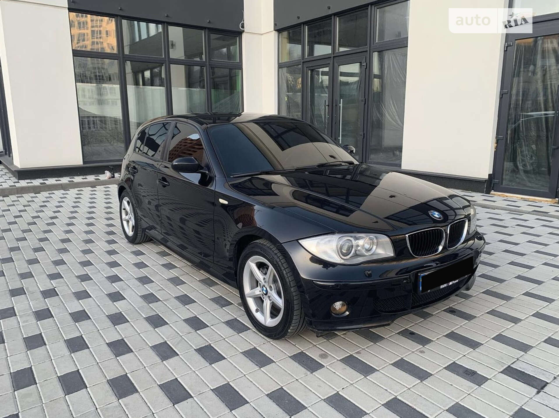 BMW 120I 2006