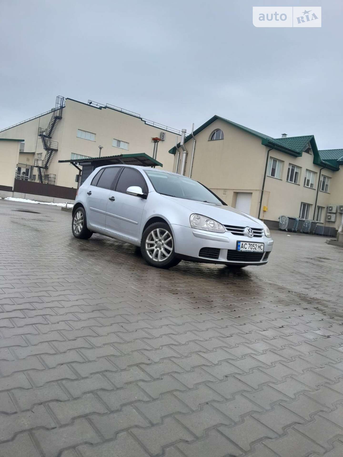 VOLKSWAGEN GOLF 2005