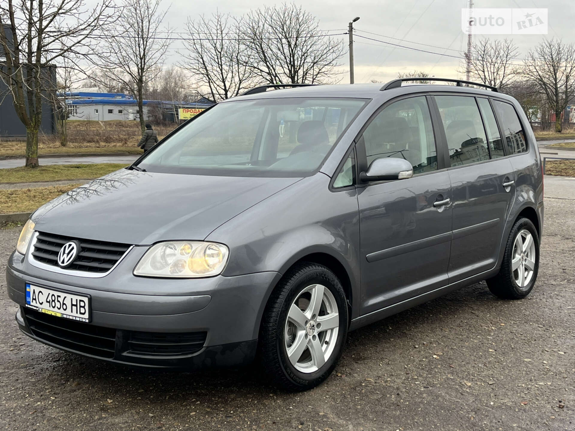 VOLKSWAGEN TOURAN 2006