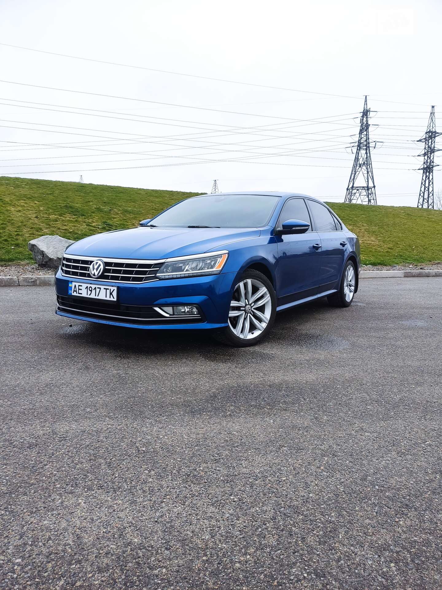 VOLKSWAGEN PASSAT 2017