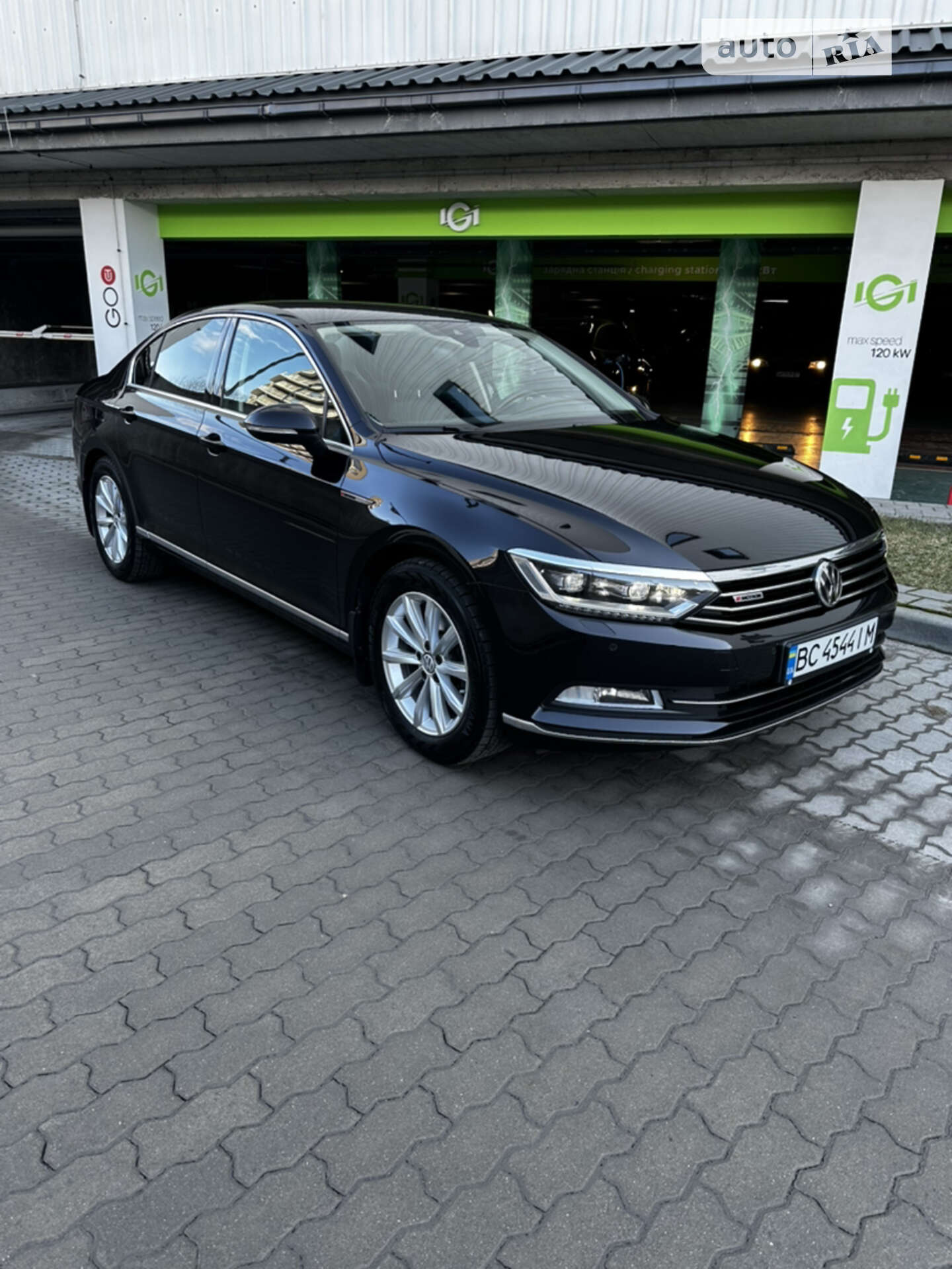 VOLKSWAGEN PASSAT 2018