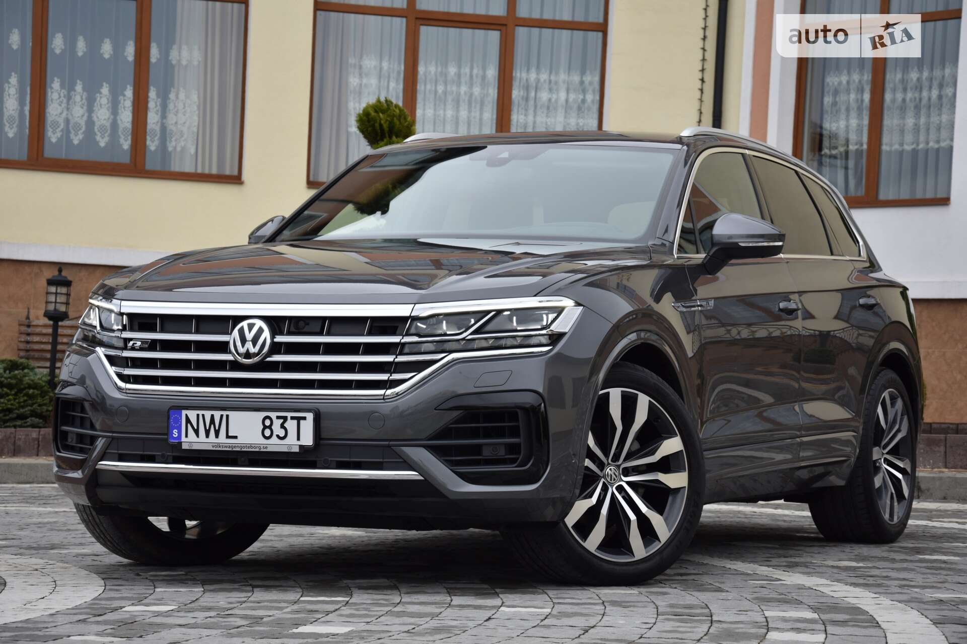 VOLKSWAGEN TOUAREG 2019