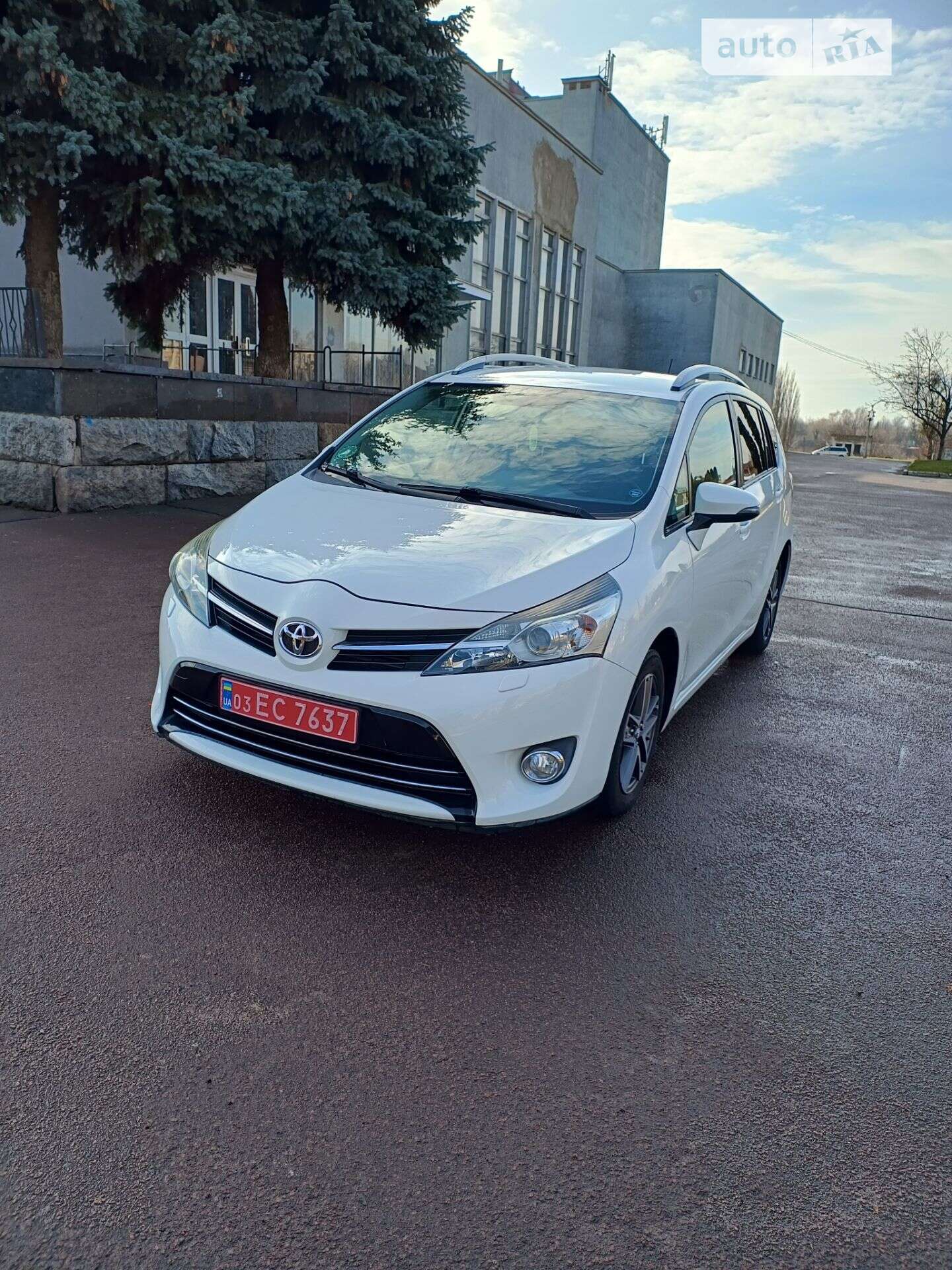 TOYOTA VERSO 2013