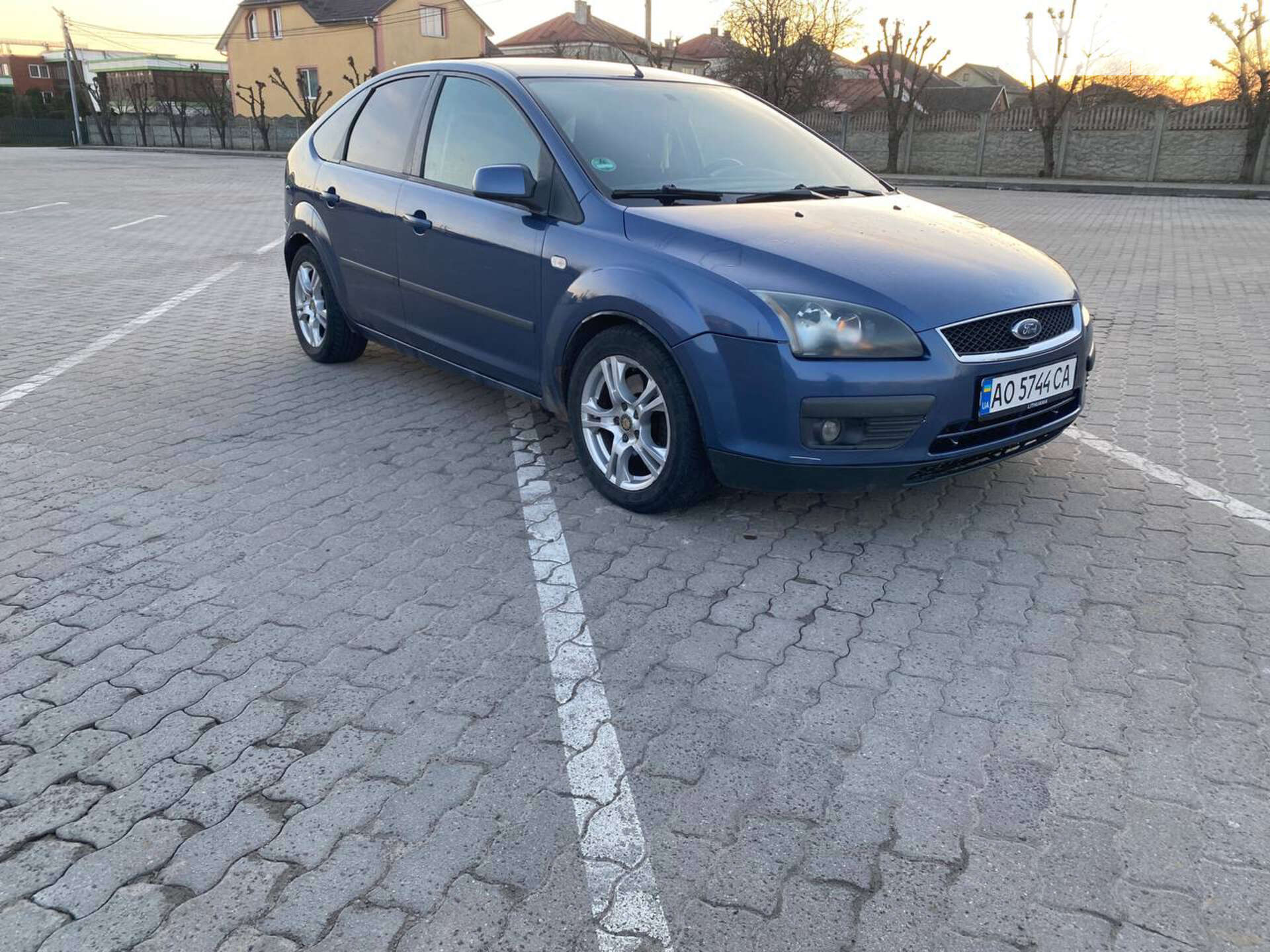 Головне фото звіту автомобіля FORD FOCUS 2005