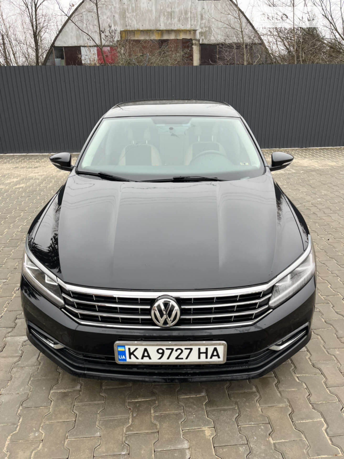 VOLKSWAGEN PASSAT 2016