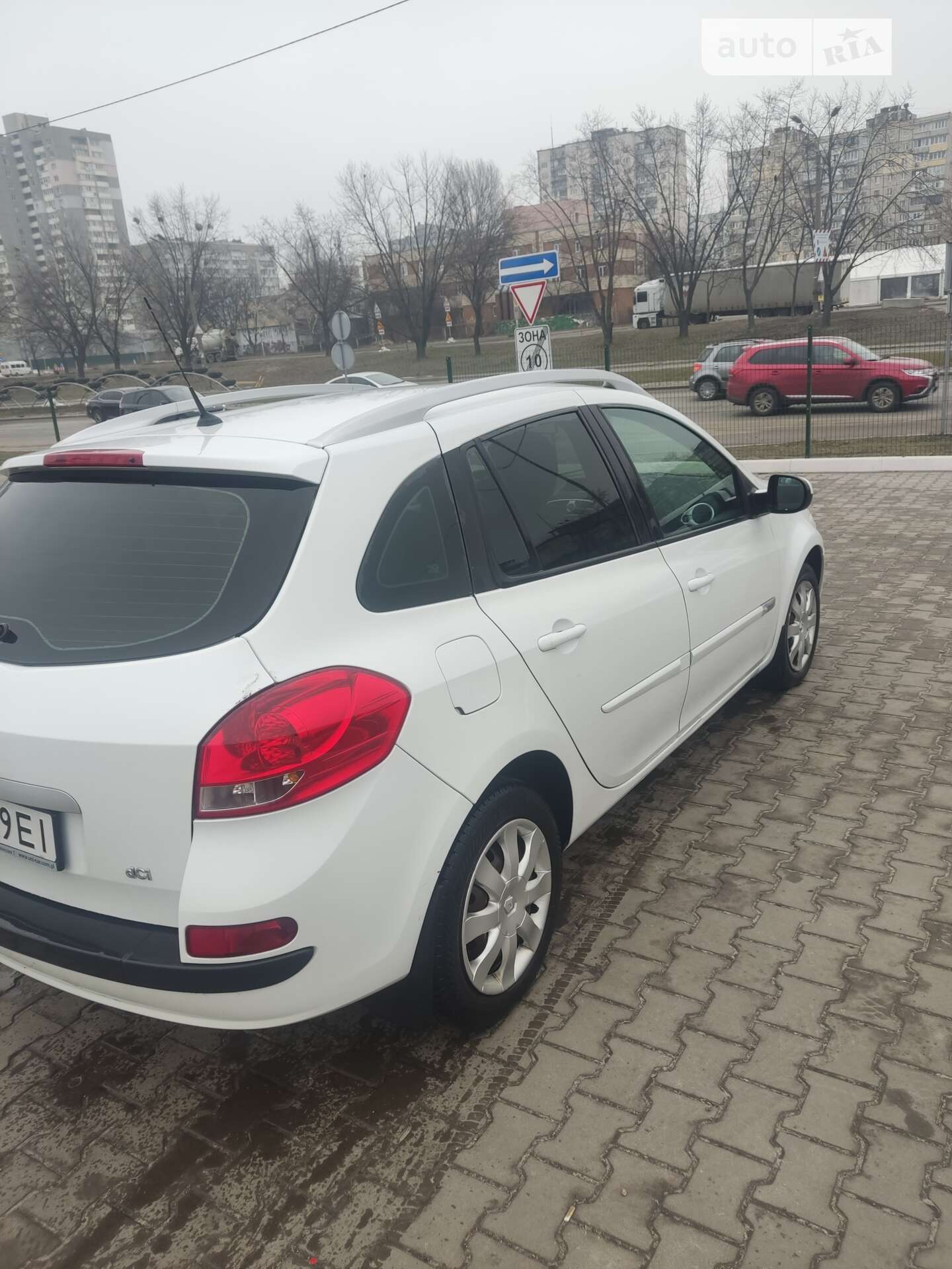 RENAULT CLIO 2012