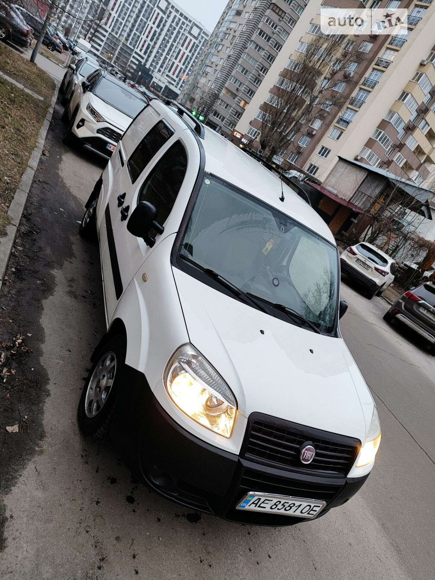 Головне фото звіту автомобіля FIAT DOBLO 2008