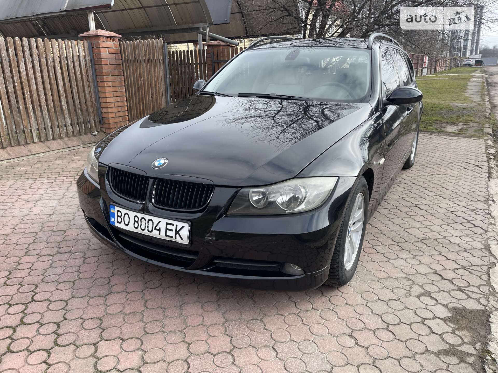 BMW 320I 2008