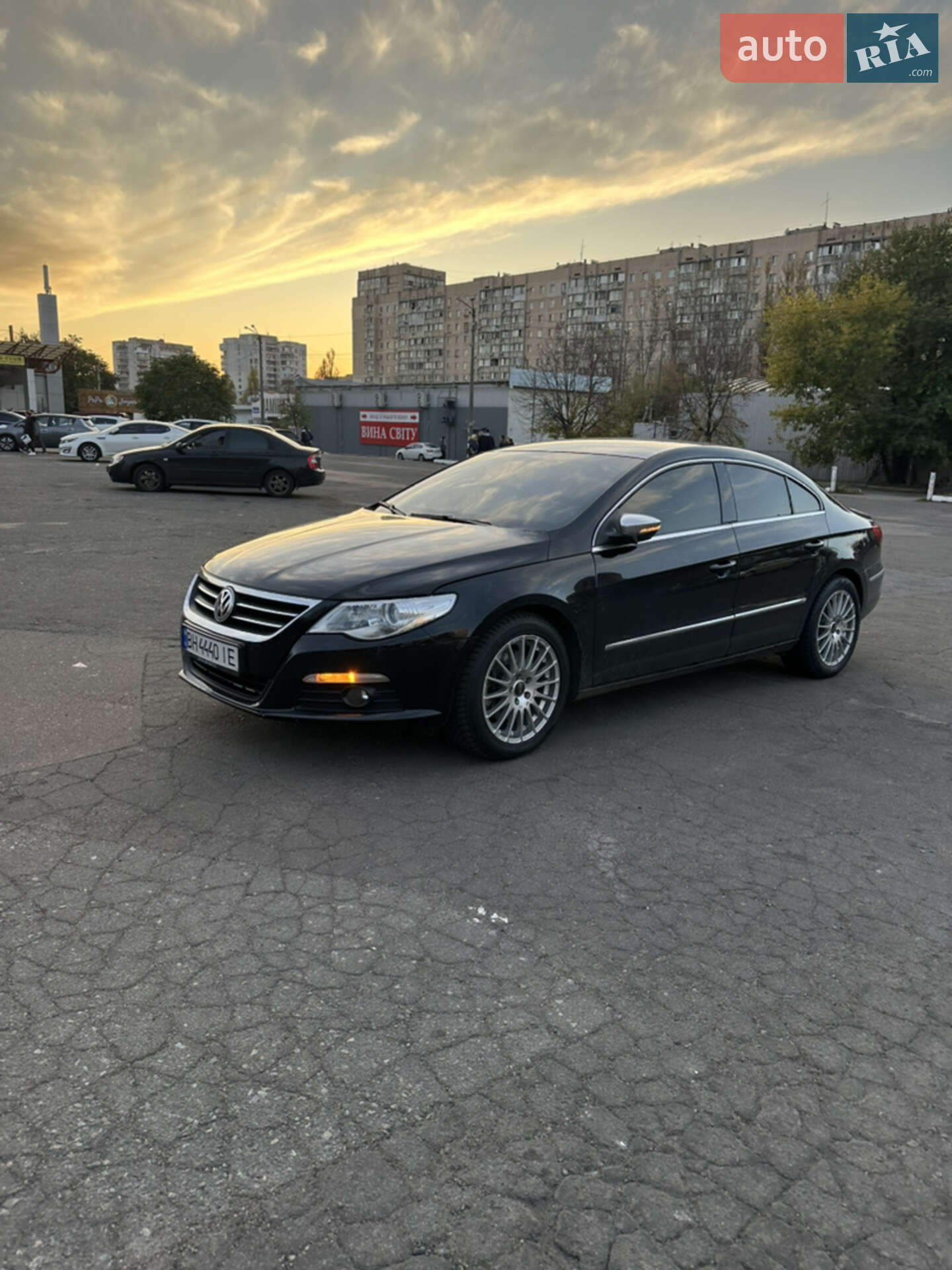 VOLKSWAGEN PASSAT CC 2011