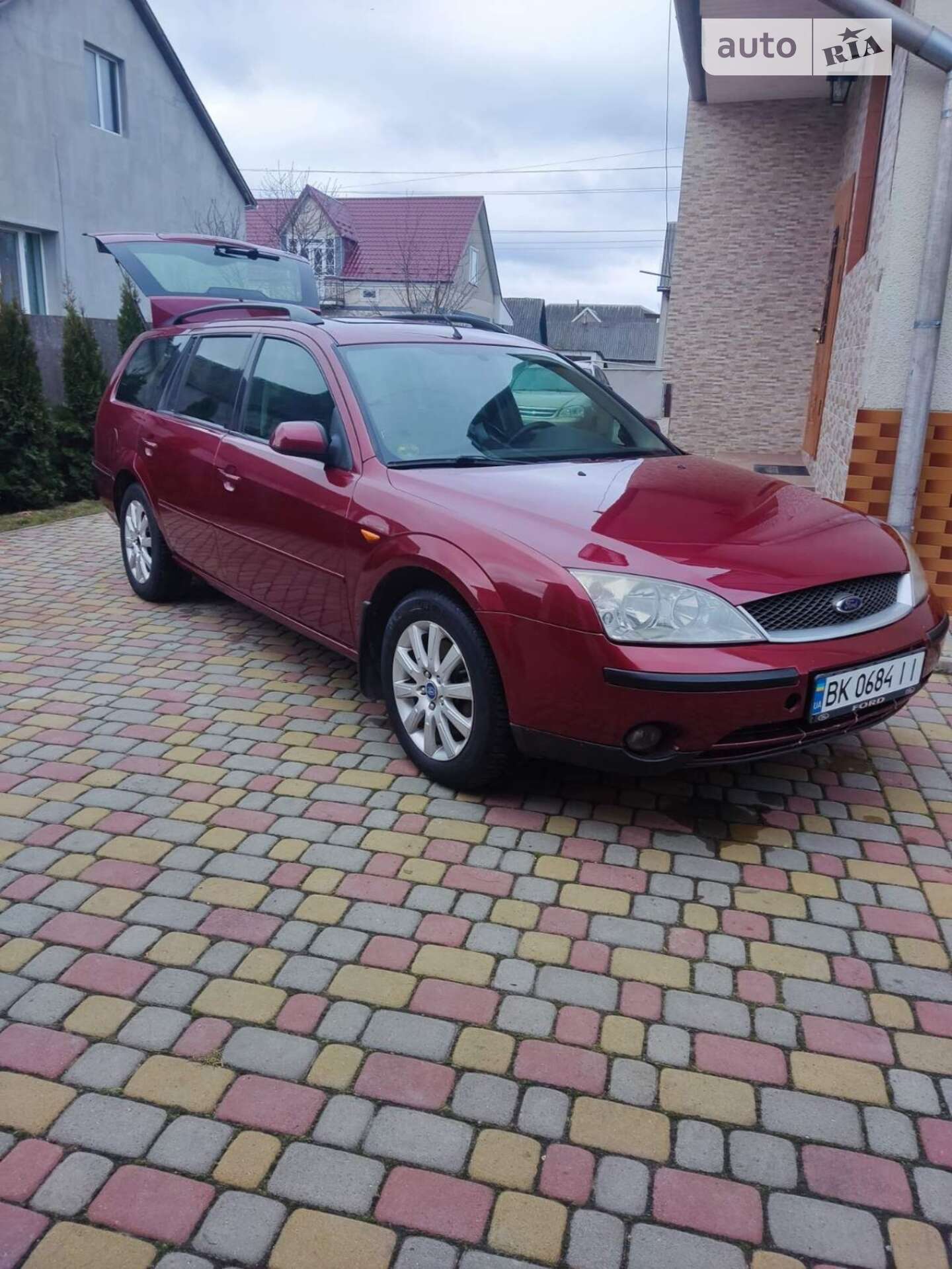 Головне фото звіту автомобіля FORD MONDEO 2001