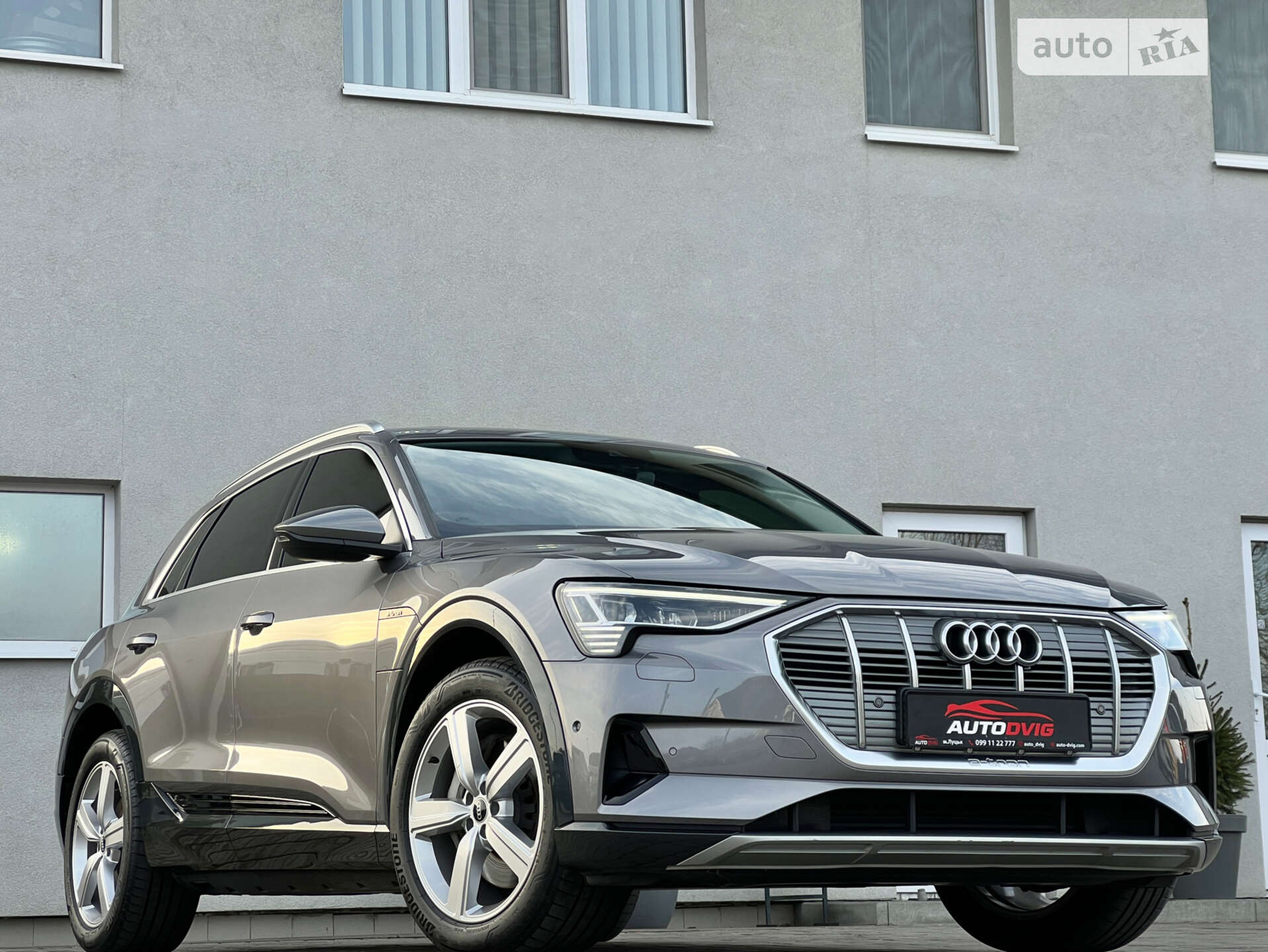 AUDI E-TRON 50 2020