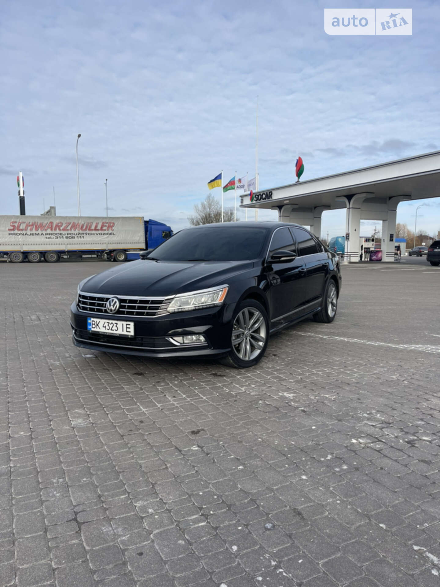 VOLKSWAGEN PASSAT 2017