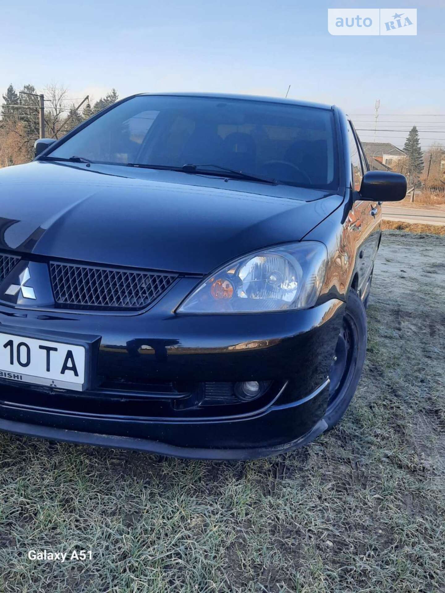 MITSUBISHI LANCER