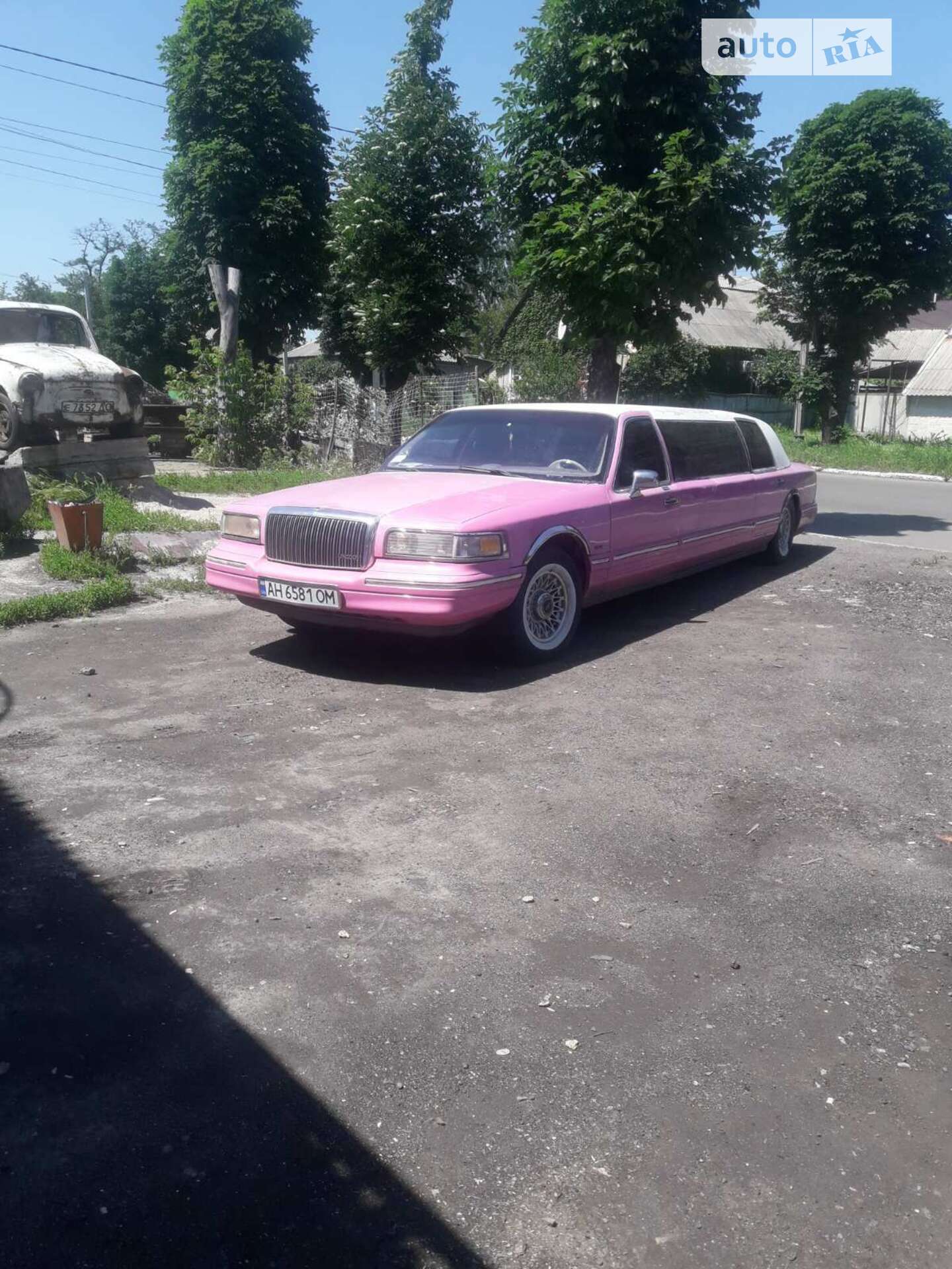 LINCOLN TOWN CAR 1990