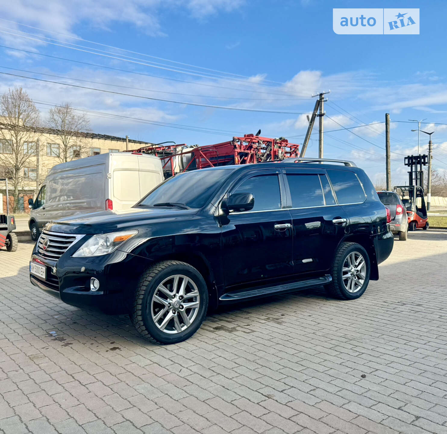 LEXUS LX 570