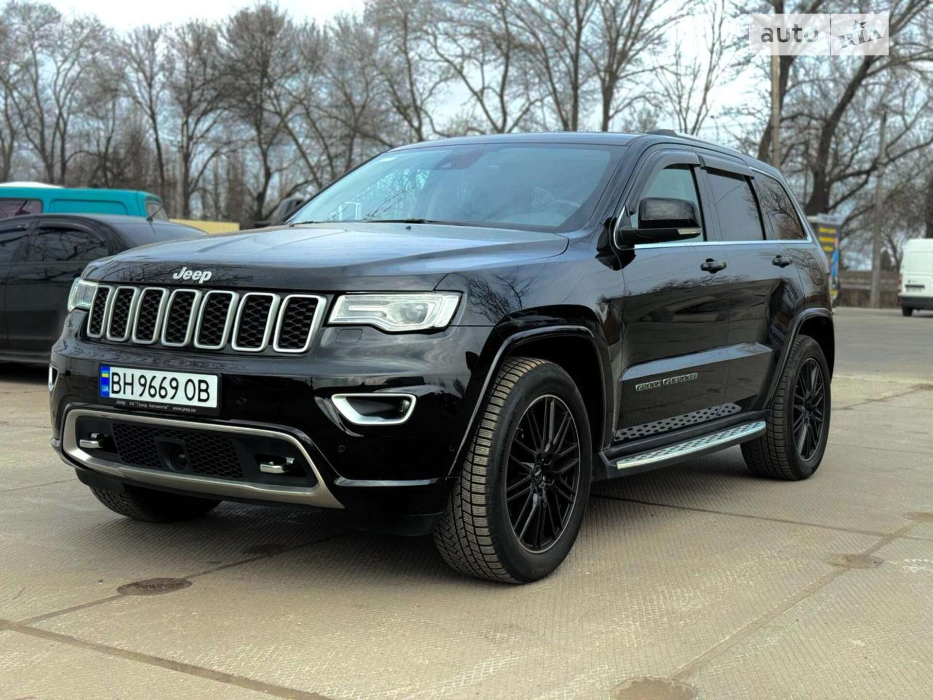 Головне фото звіту автомобіля JEEP GRAND CHEROKEE 2021