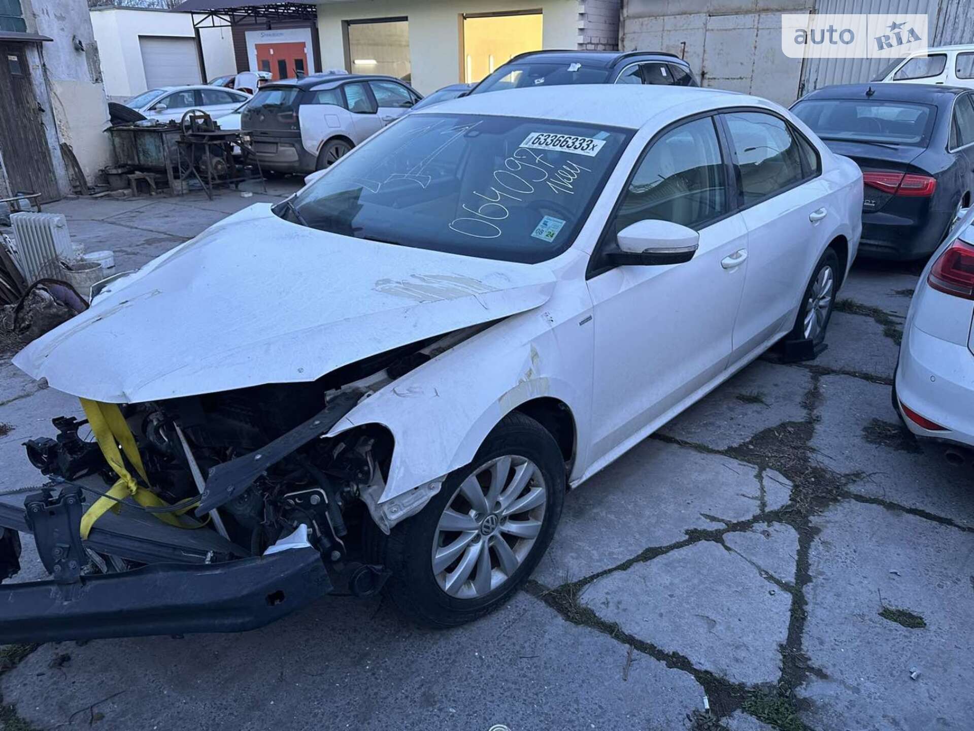 VOLKSWAGEN PASSAT 2014