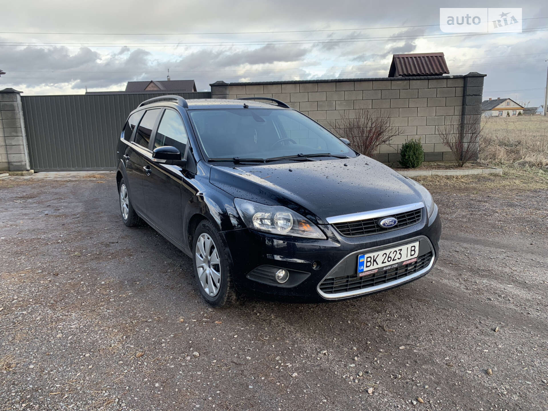 Головне фото звіту автомобіля FORD FOCUS 2009