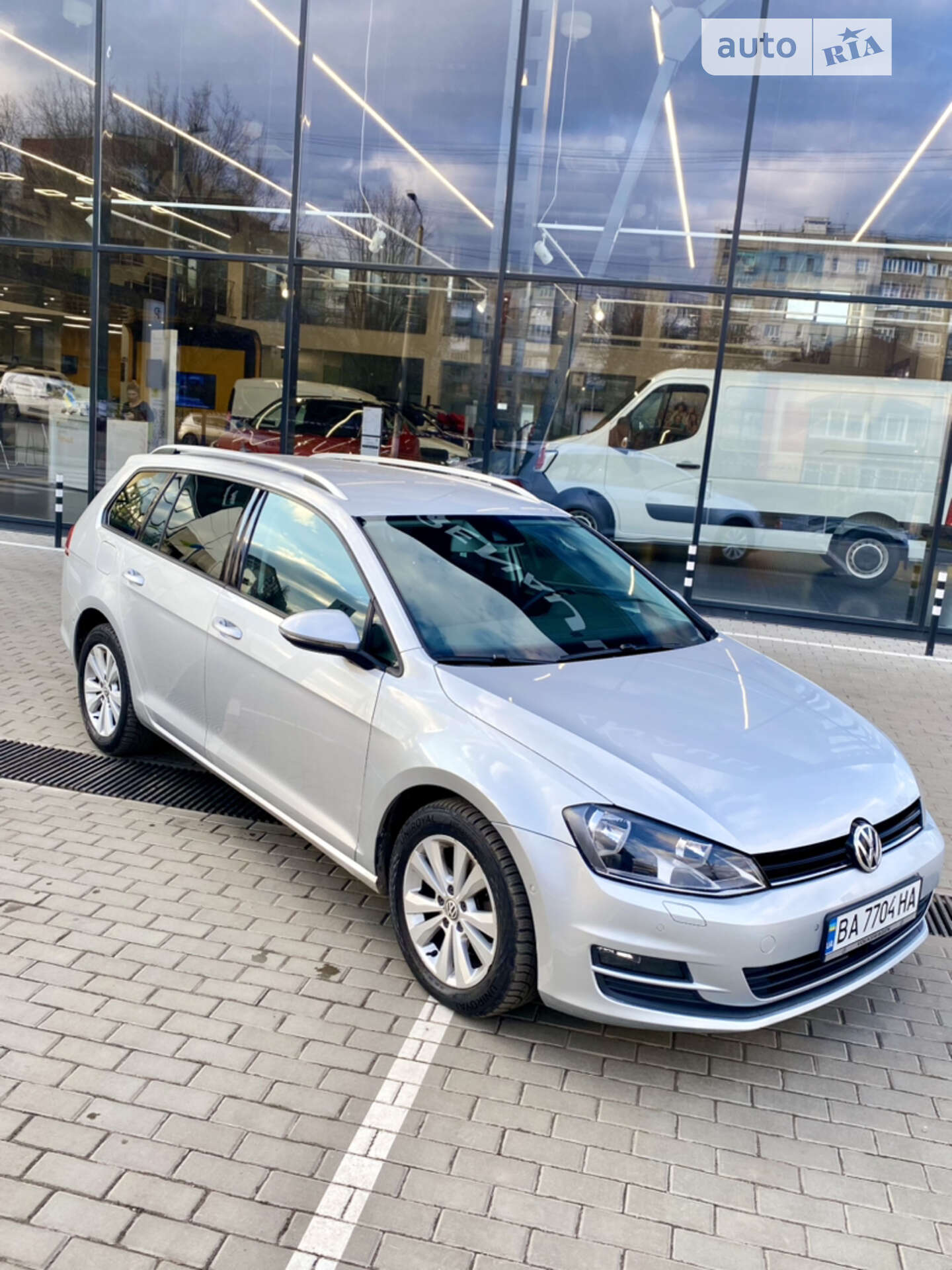VOLKSWAGEN GOLF 2014
