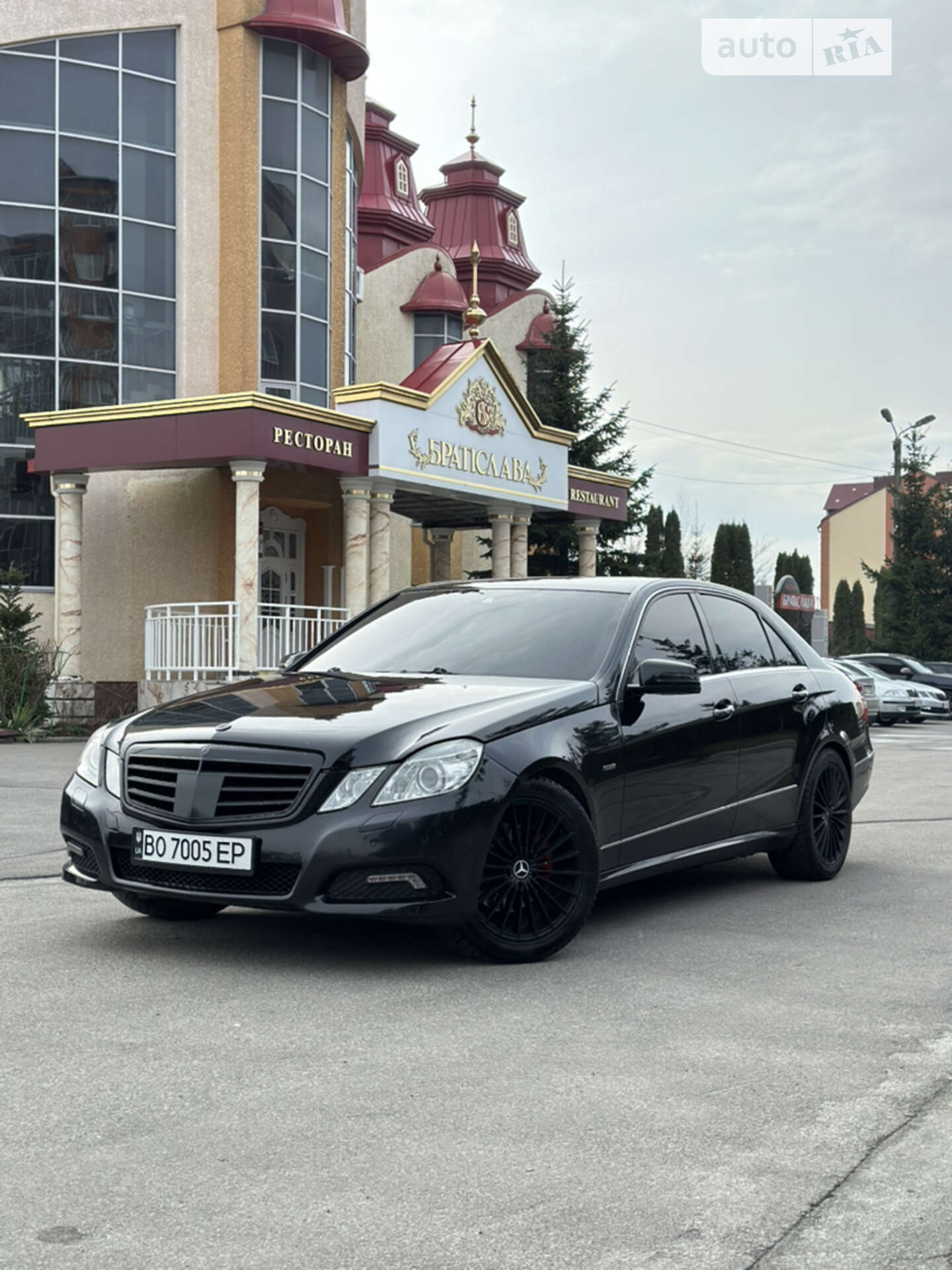 MERCEDES-BENZ E 250 2009
