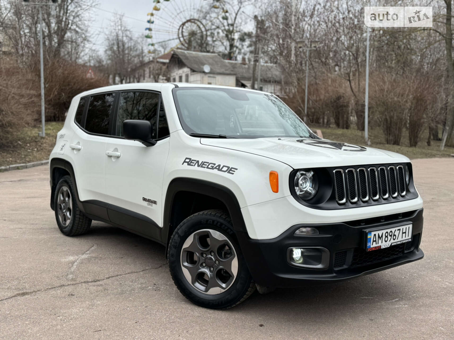 Головне фото звіту автомобіля JEEP RENEGADE 2016