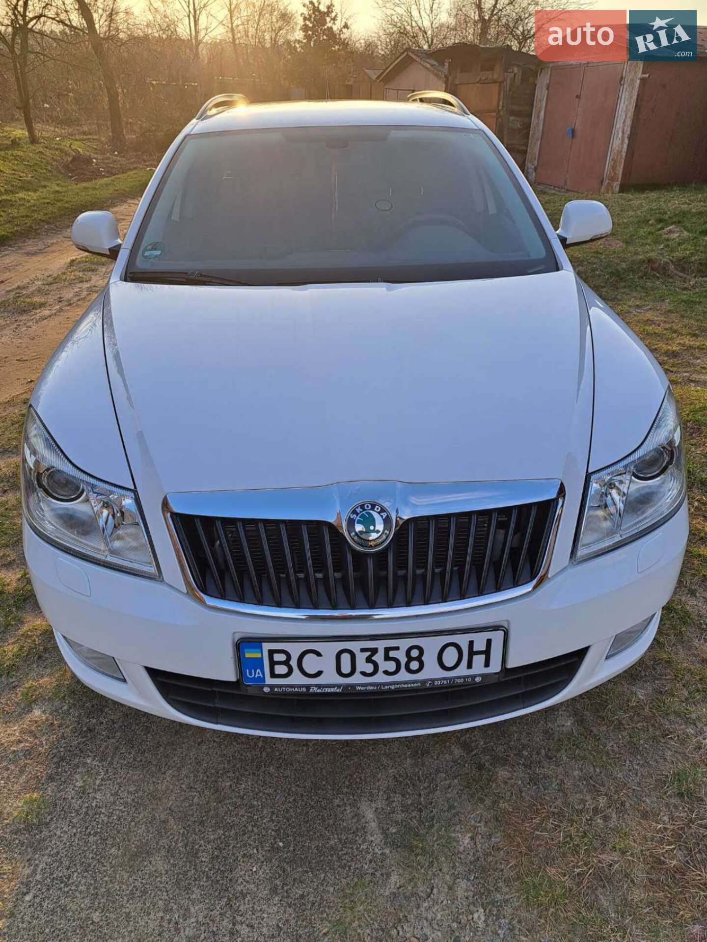 Головне фото звіту автомобіля SKODA OCTAVIA 2012