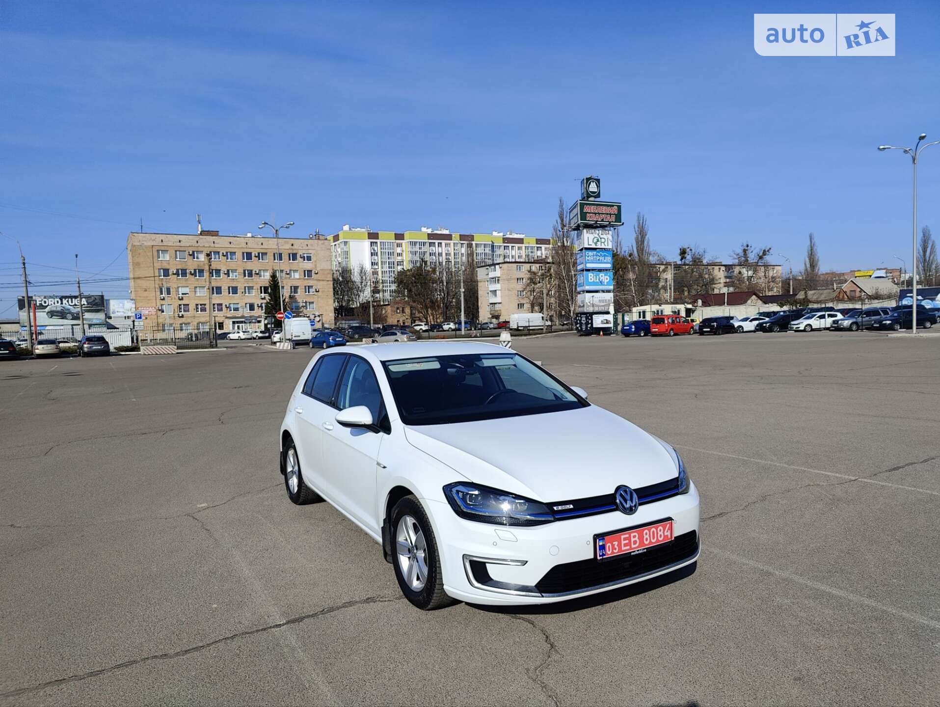 VOLKSWAGEN E-GOLF 2018