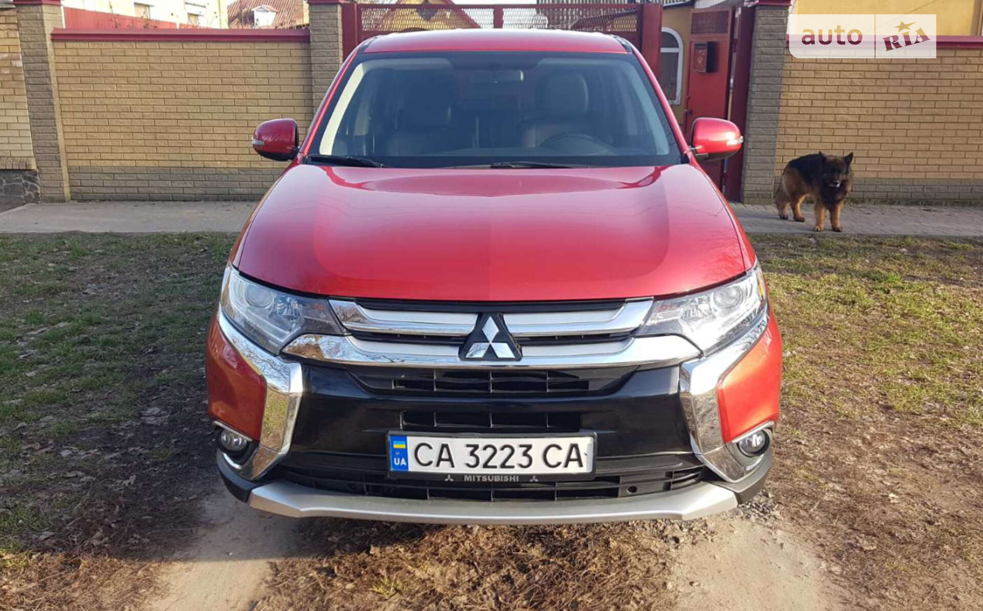 Головне фото звіту автомобіля MITSUBISHI OUTLANDER 2017